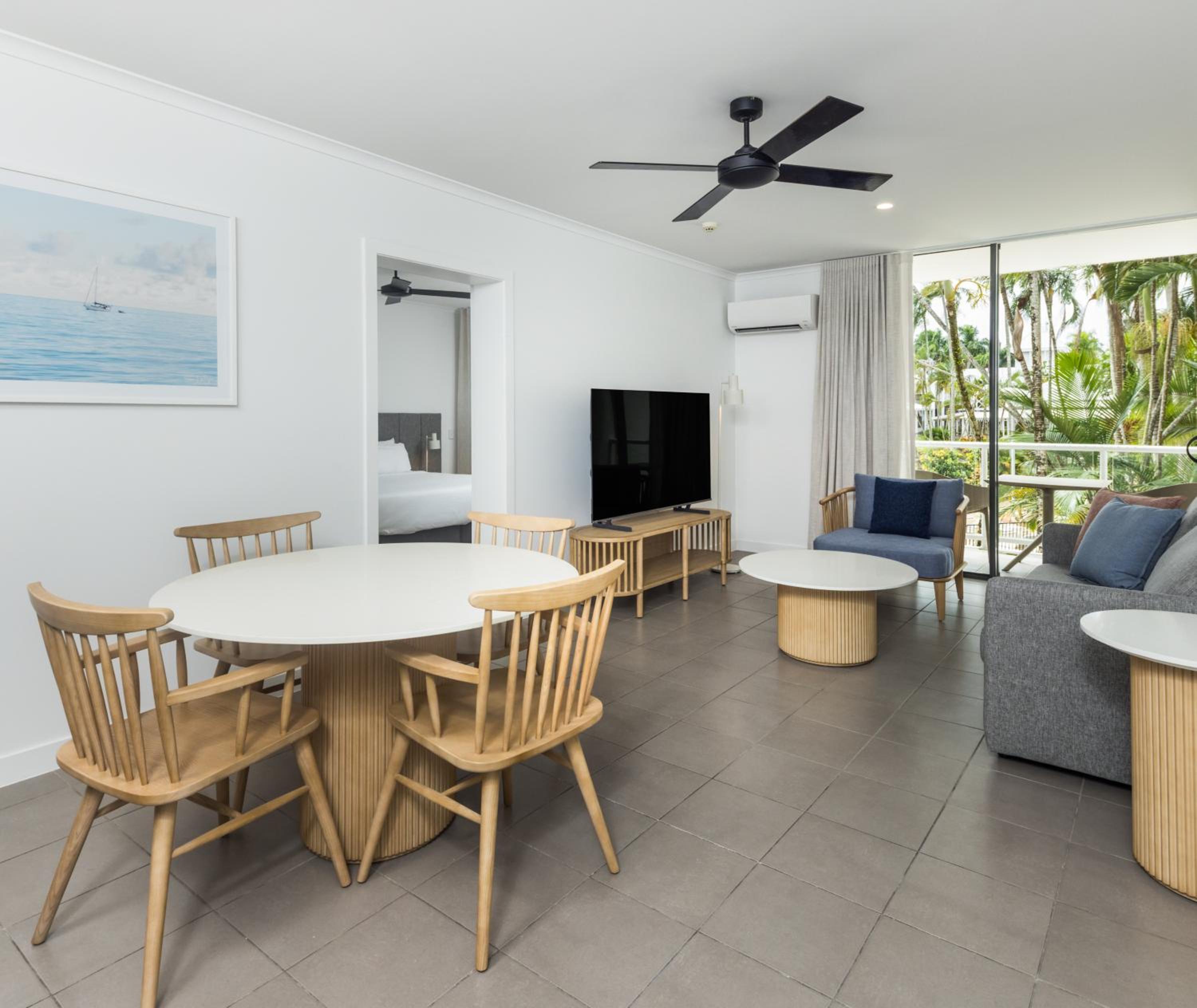 1 Bedroom Apartment Pool View Premier - No Housekeeping