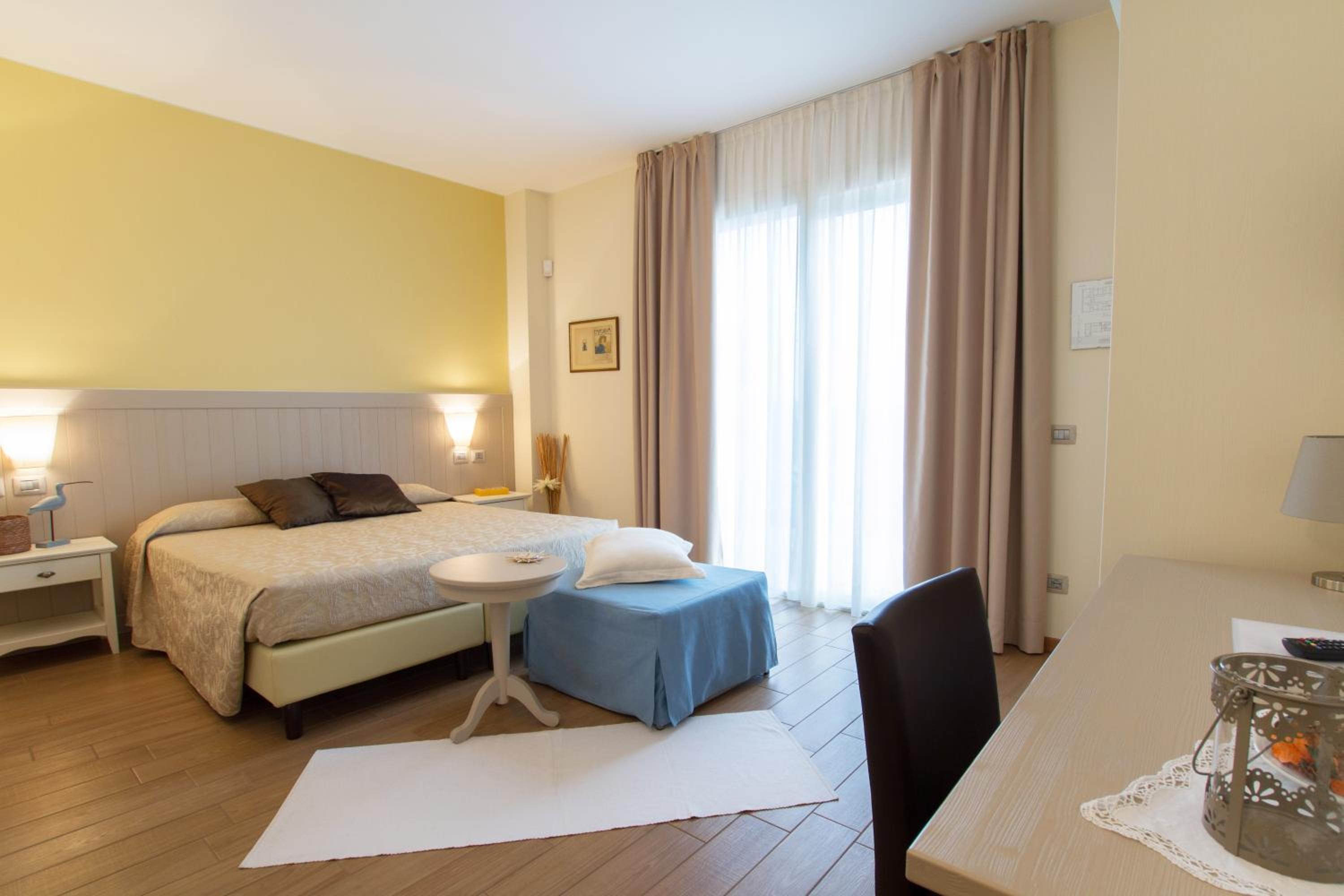 Double Room photo 2