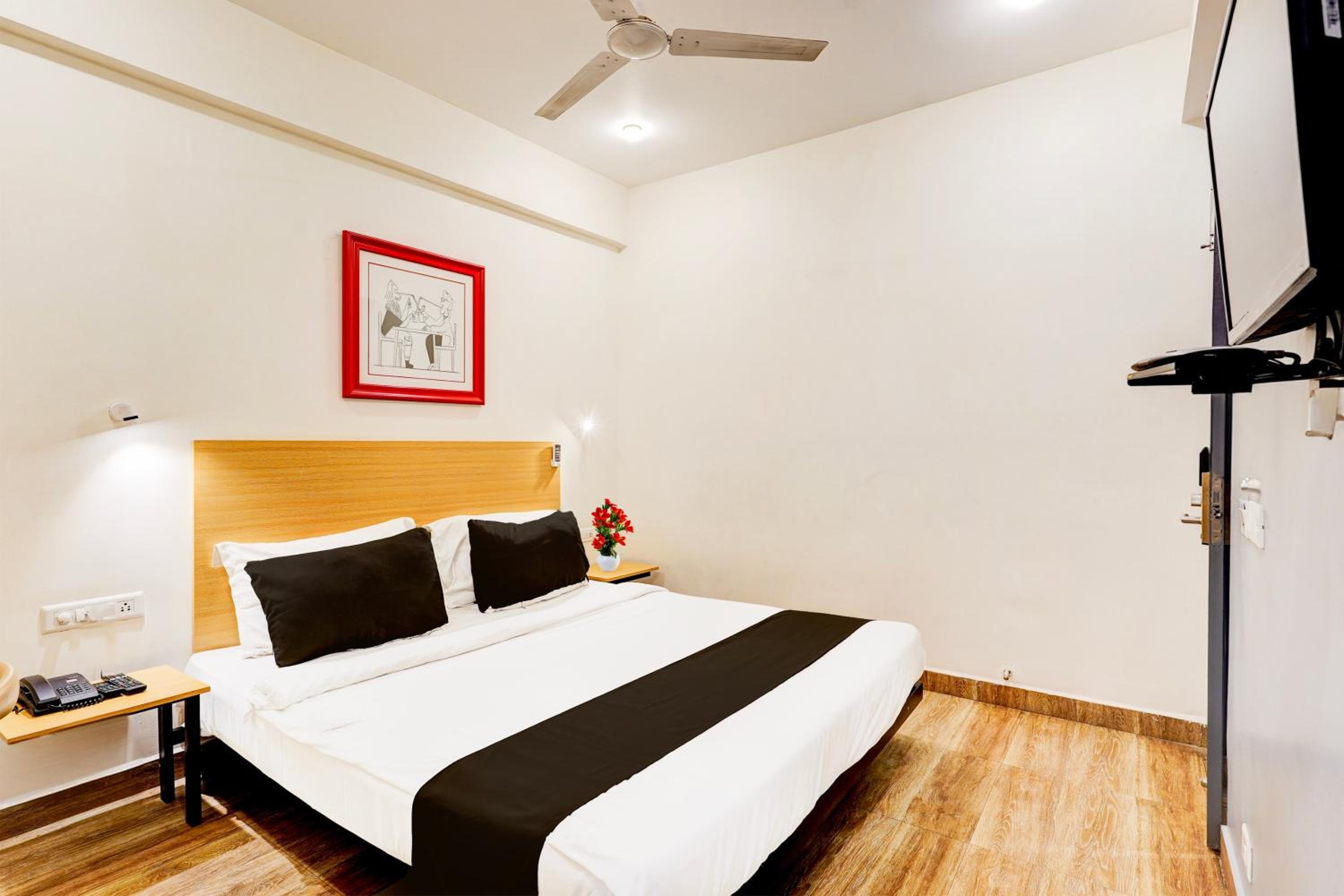 Classic Triple Room photo 2