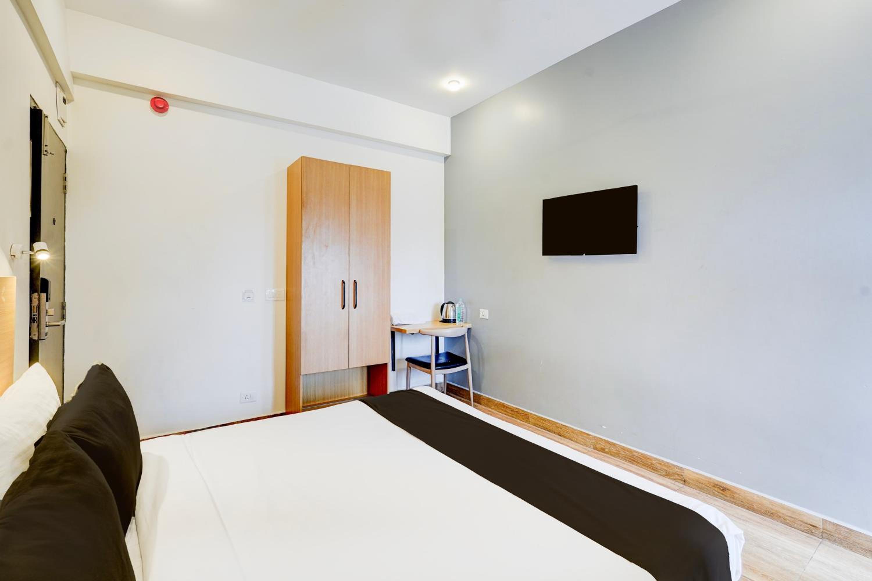 Deluxe Triple Room photo 3