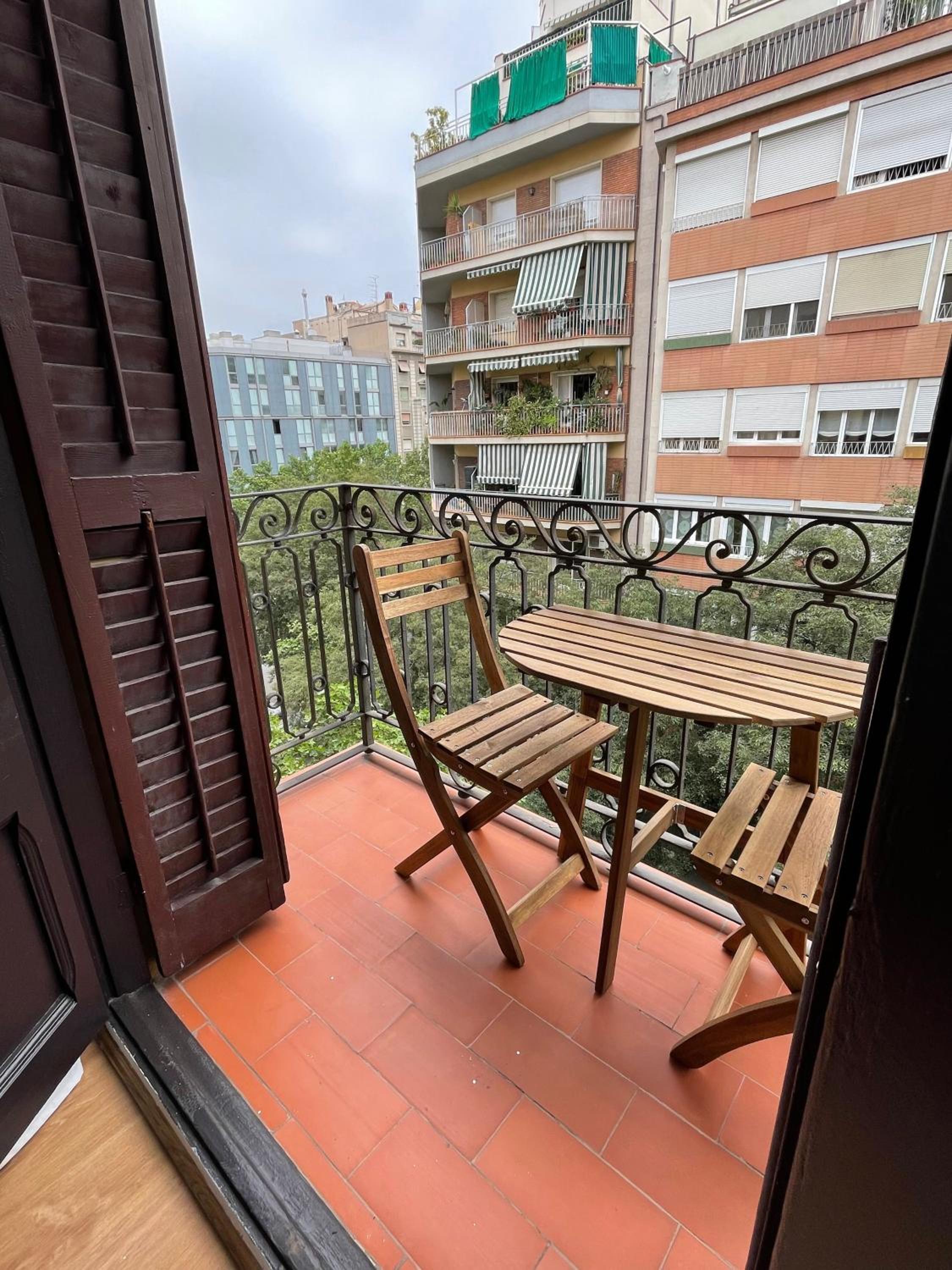 Apartment with Balcony photo 3