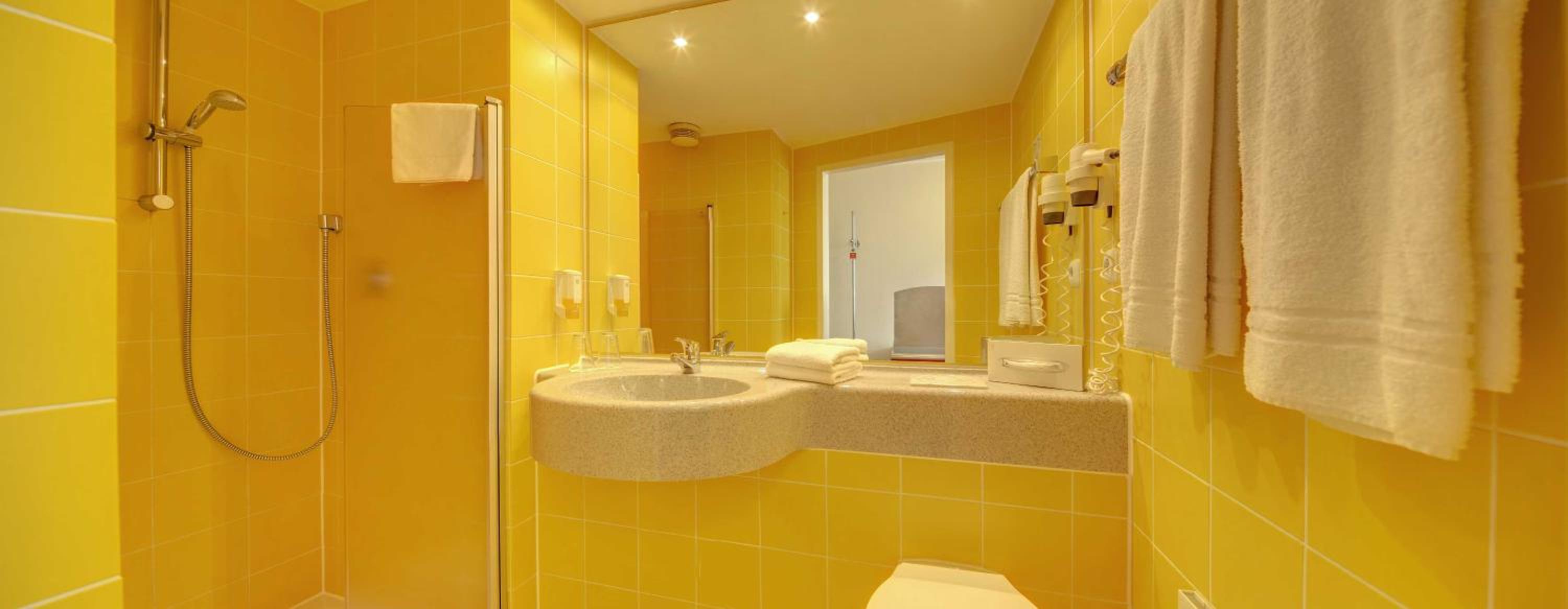 Comfort Twin Room - Photo 8