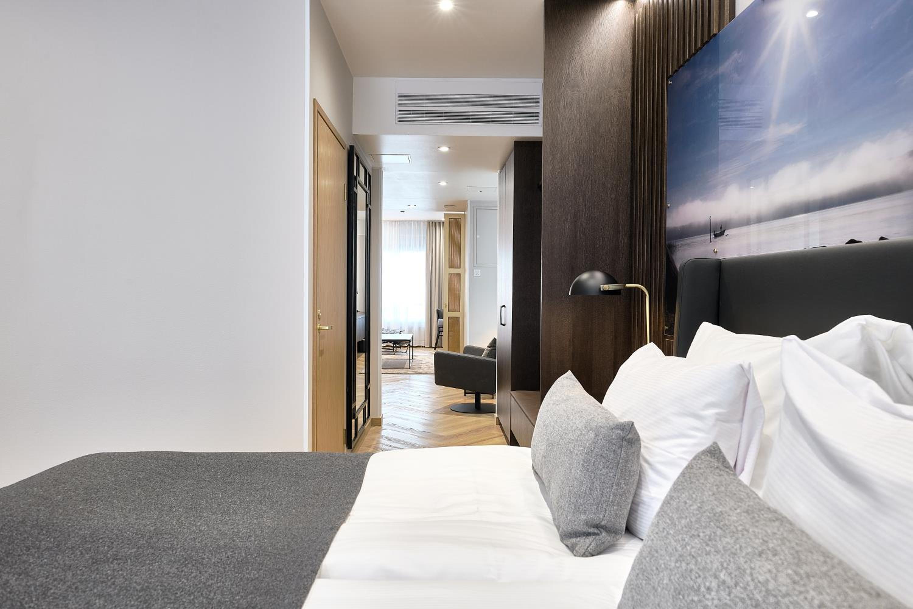 Suite with City View