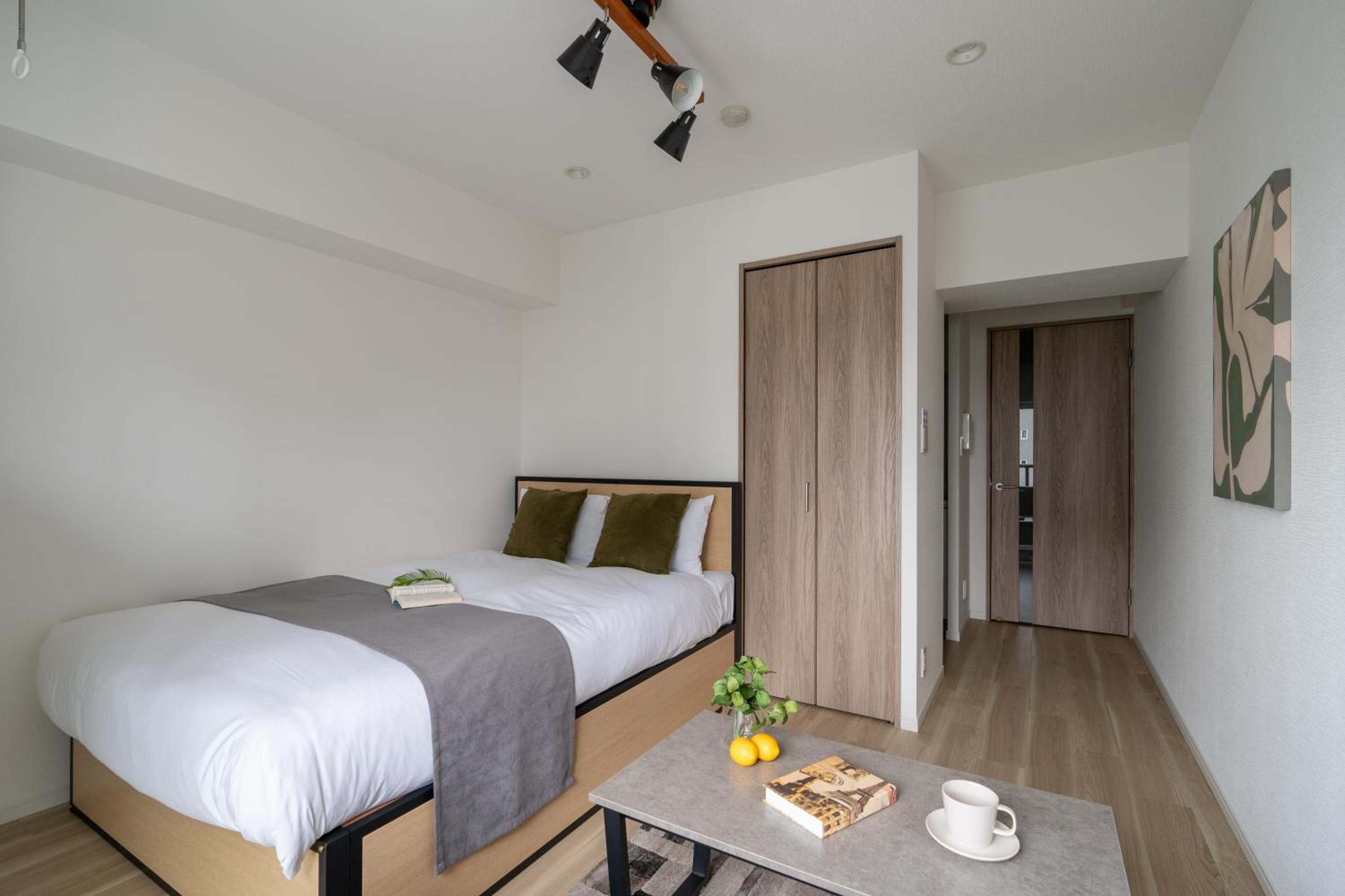 One-Bedroom Apartment With Balcony photo 1