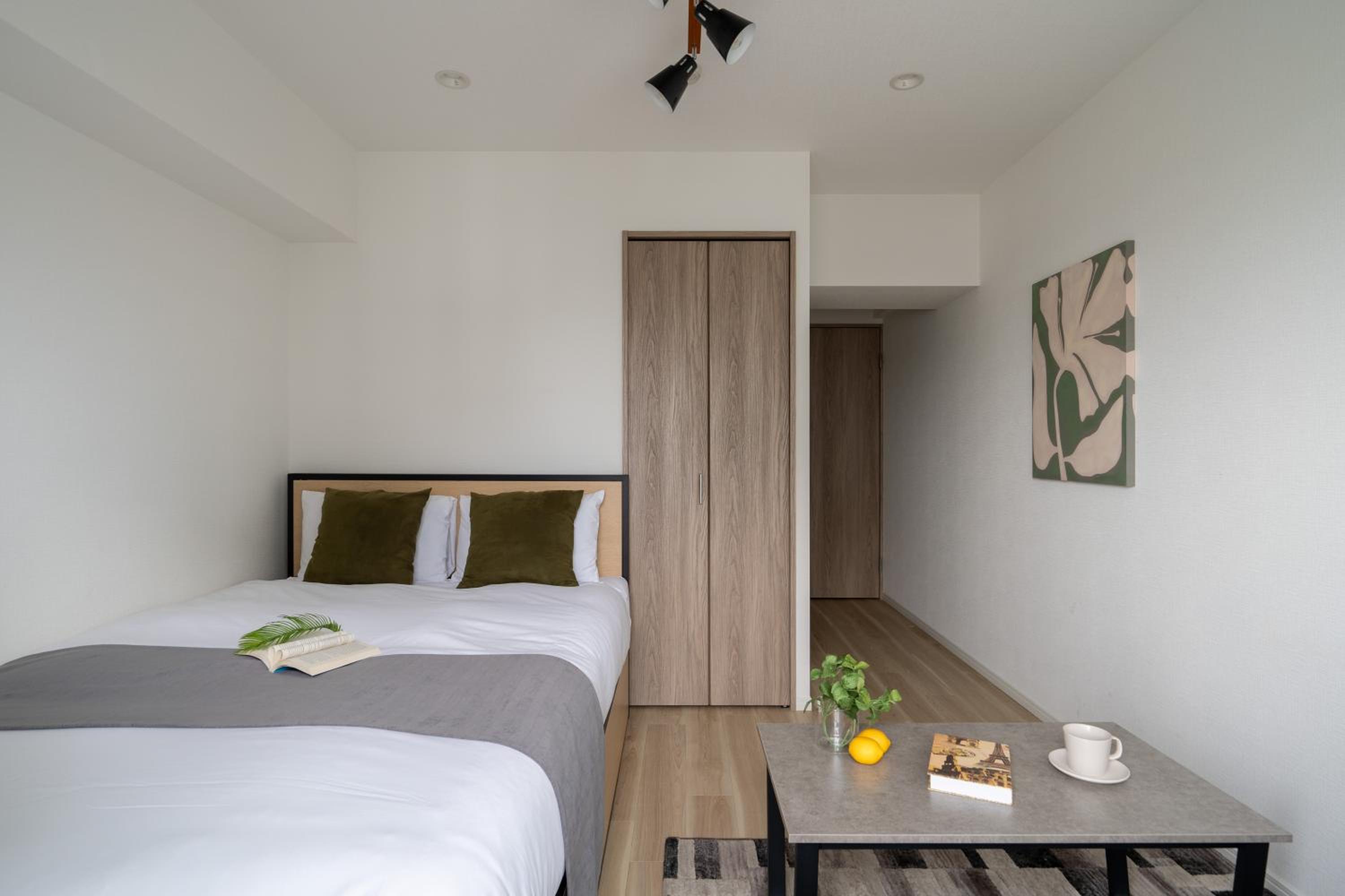 One-Bedroom Apartment With Balcony photo 2