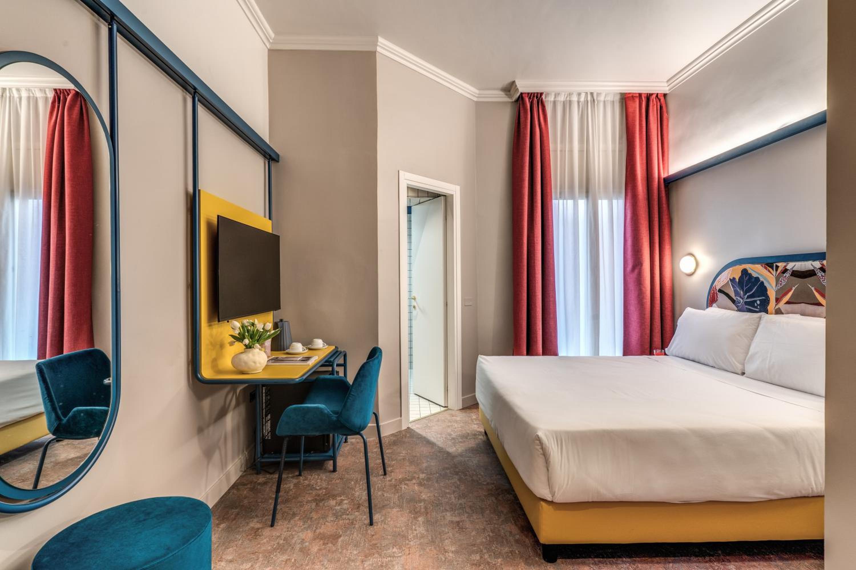 Double or Twin Room photo 3