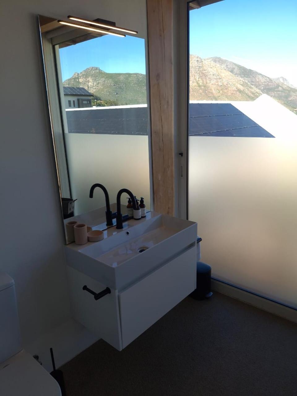 Luxury King Room