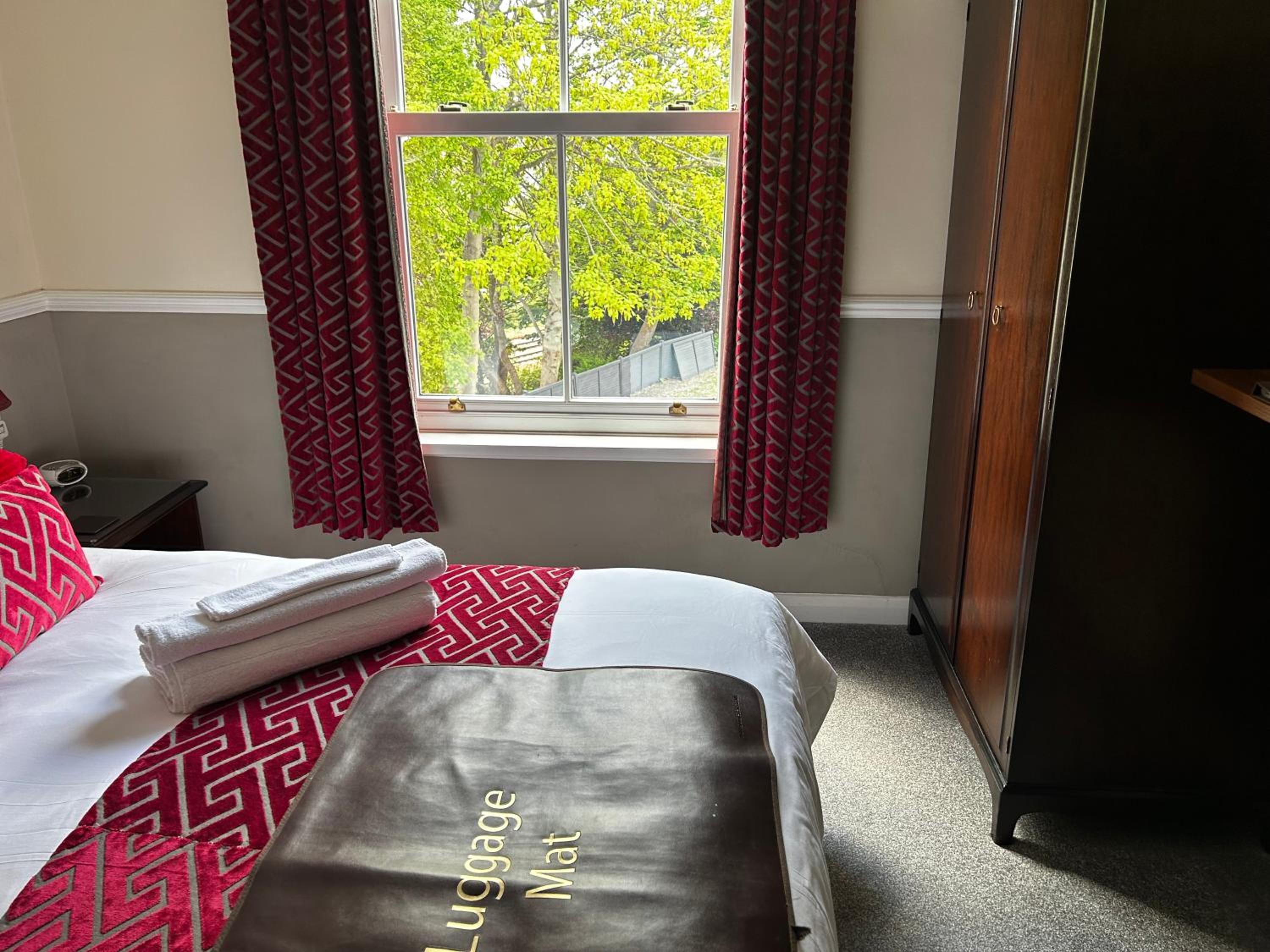 Superior King Room photo 2