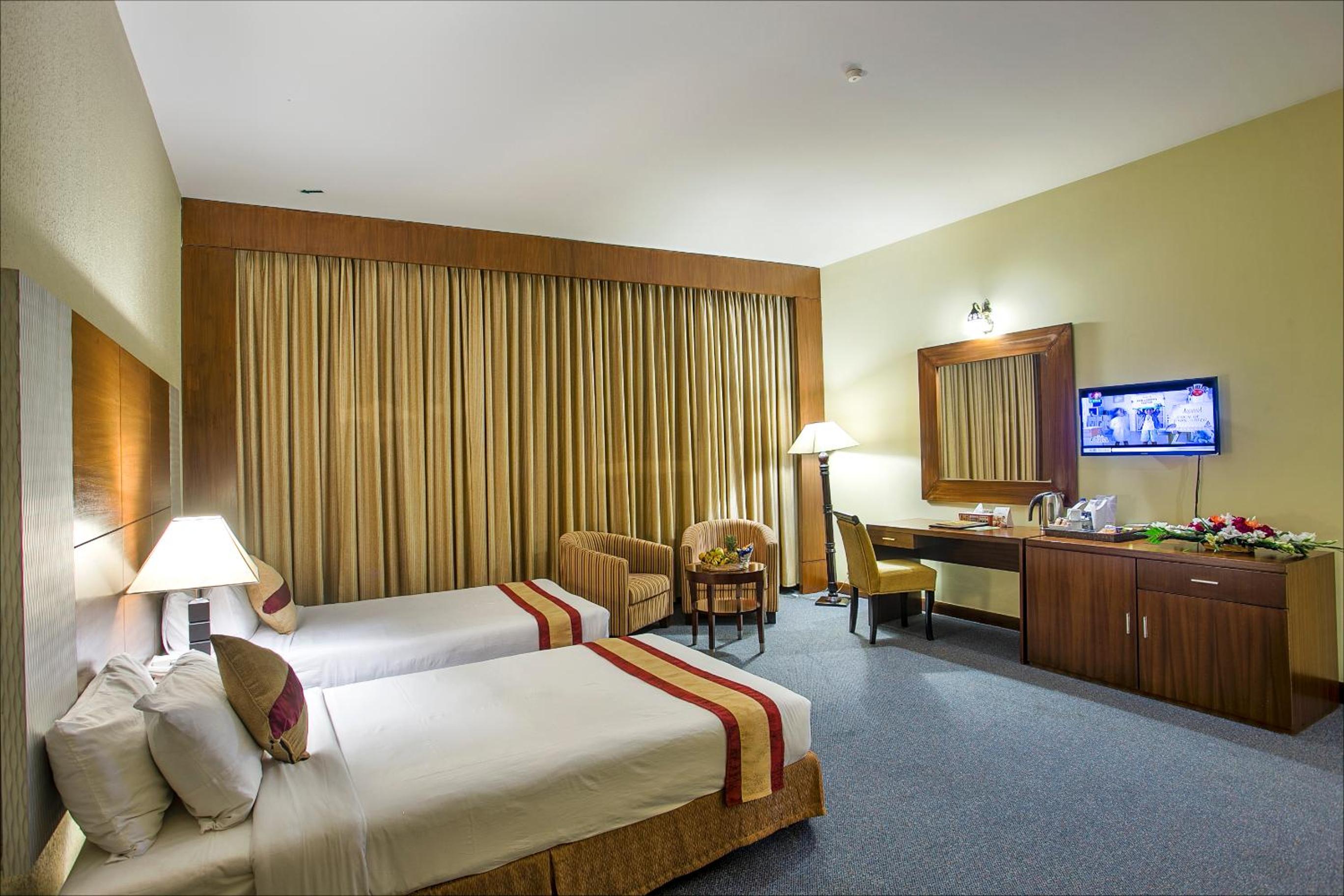 Deluxe Family Suite photo 3