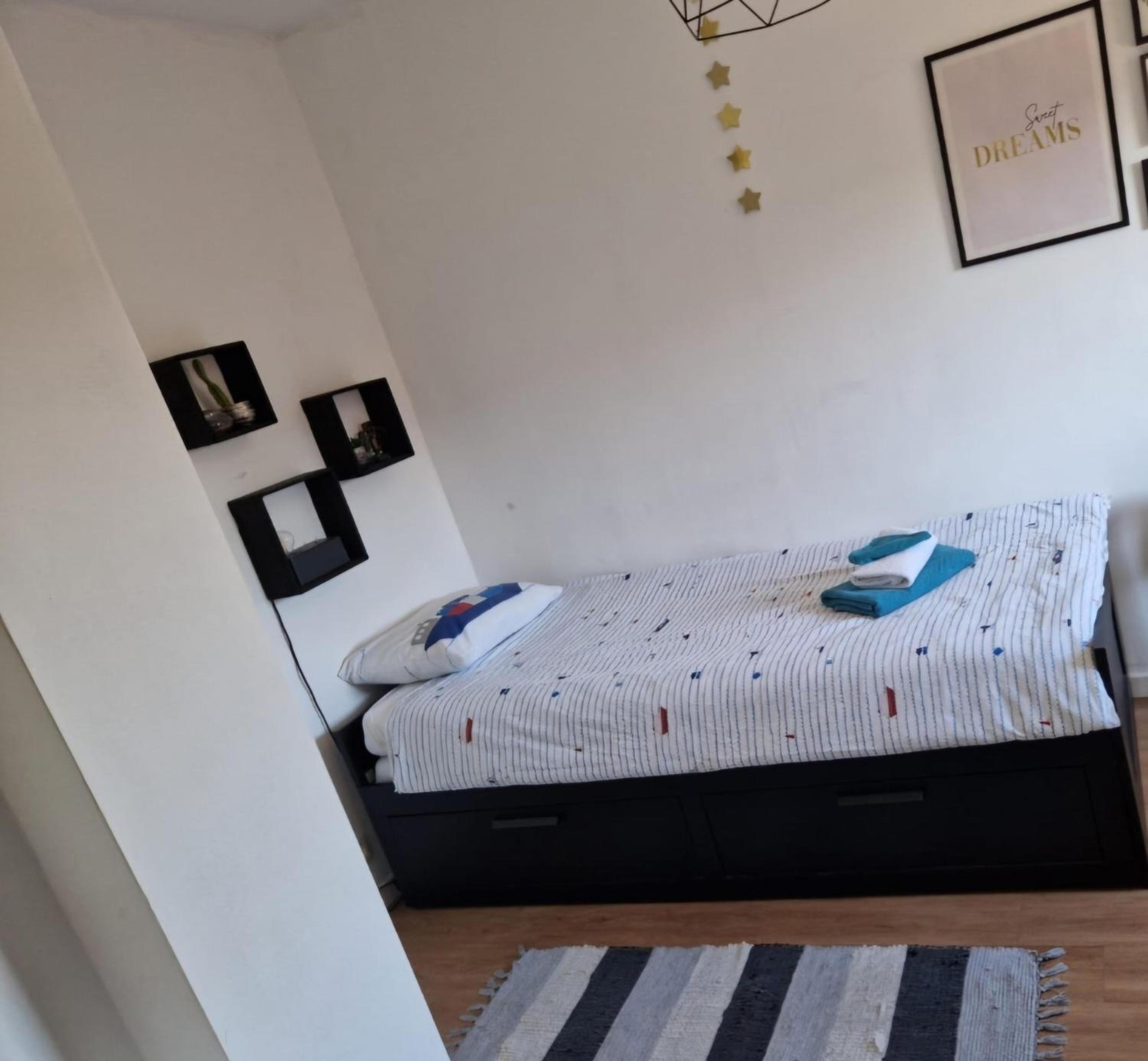 Budget Single Room