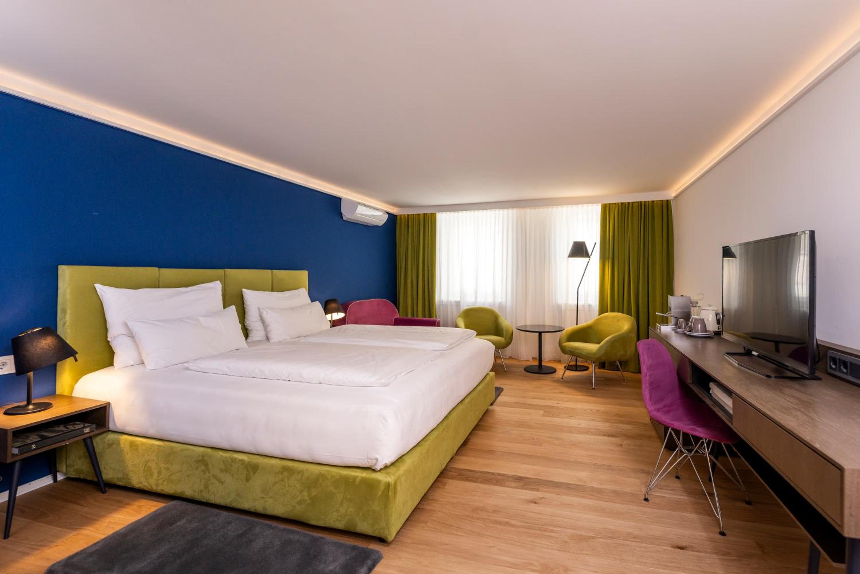 Junior Suite (Non Smoking) photo 3