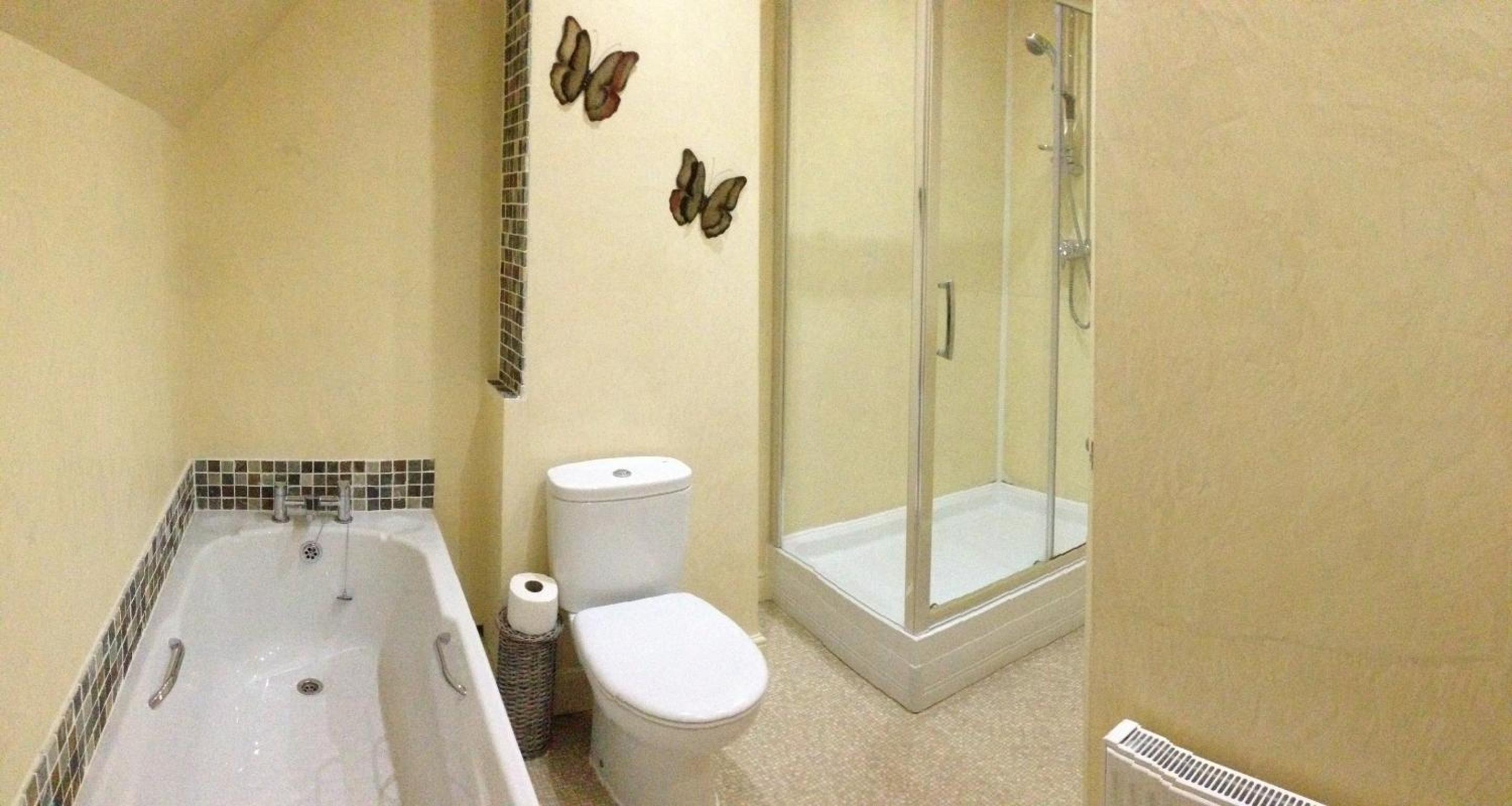 Double or Twin Room with Private Bathroom photo 1