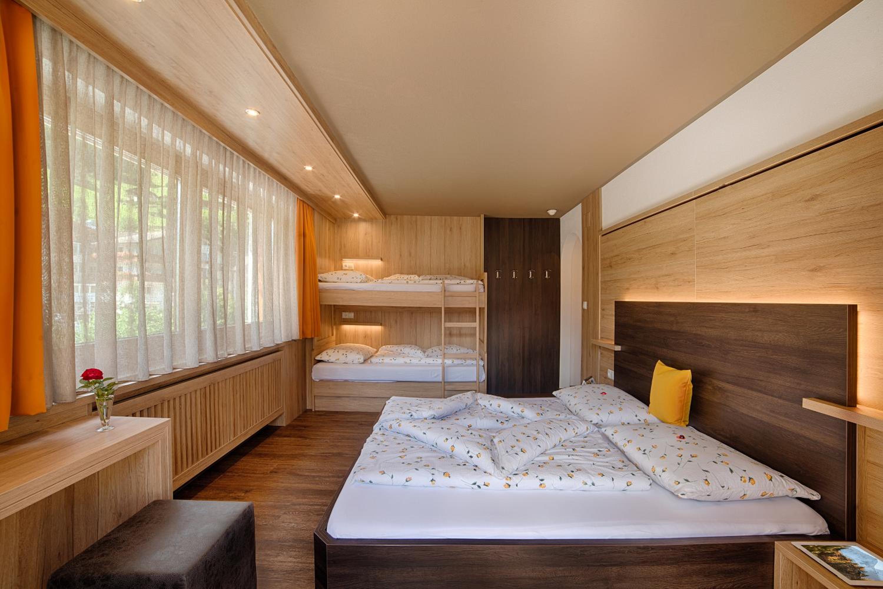 Quadruple Room photo 1