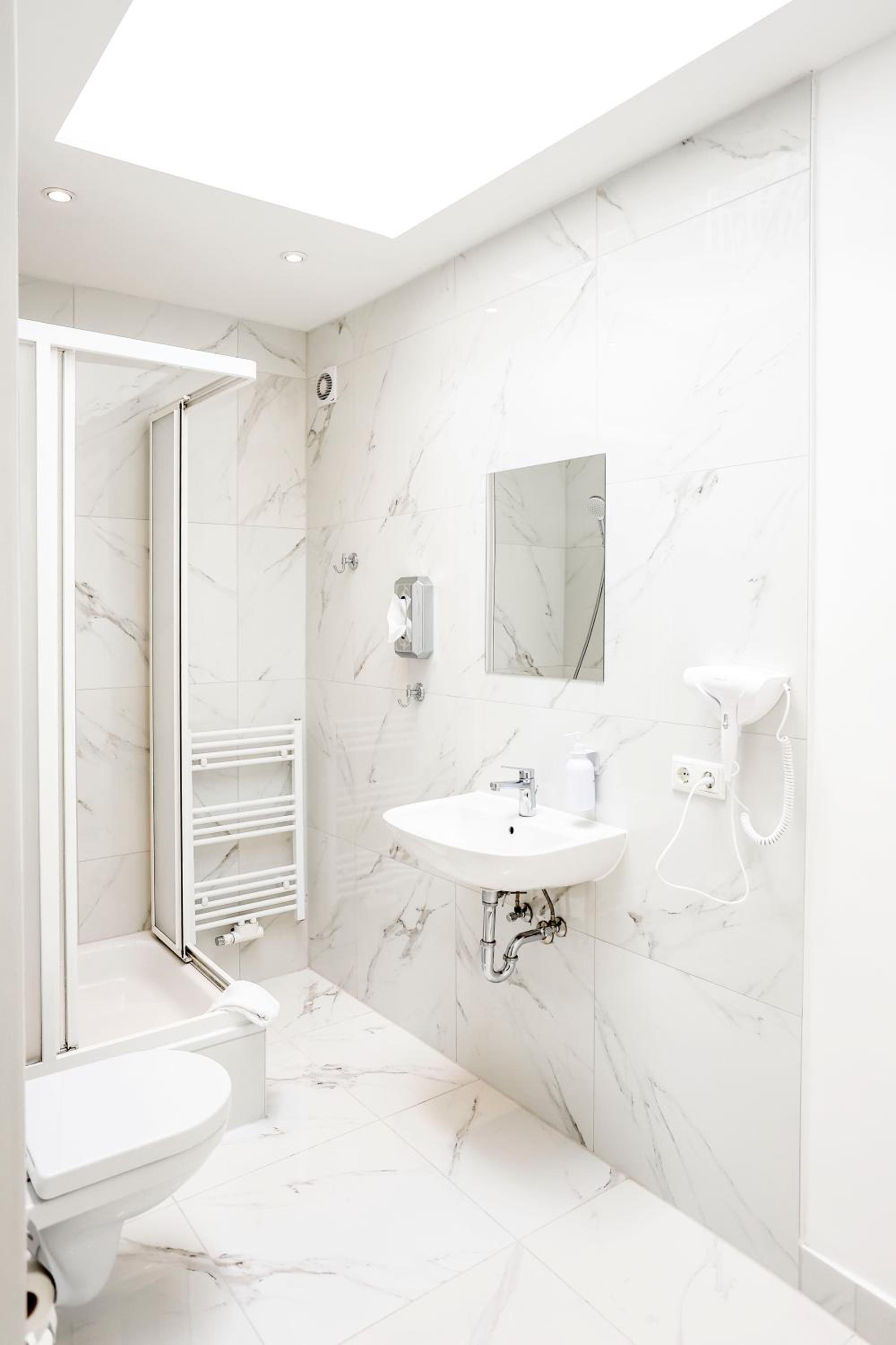 Junior Suite - Photo 18