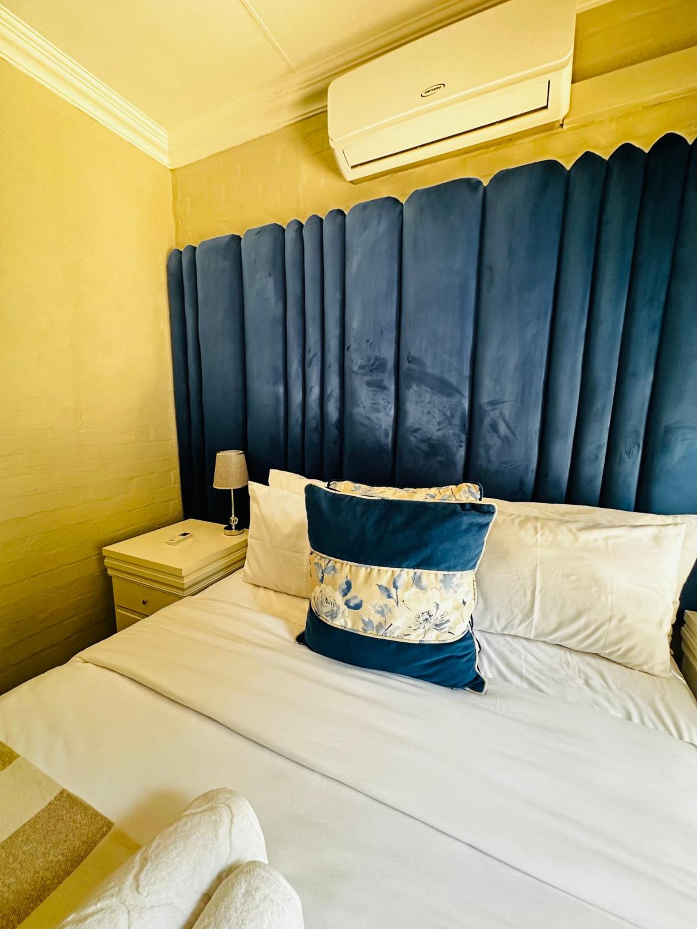 Budget Double Room photo 1