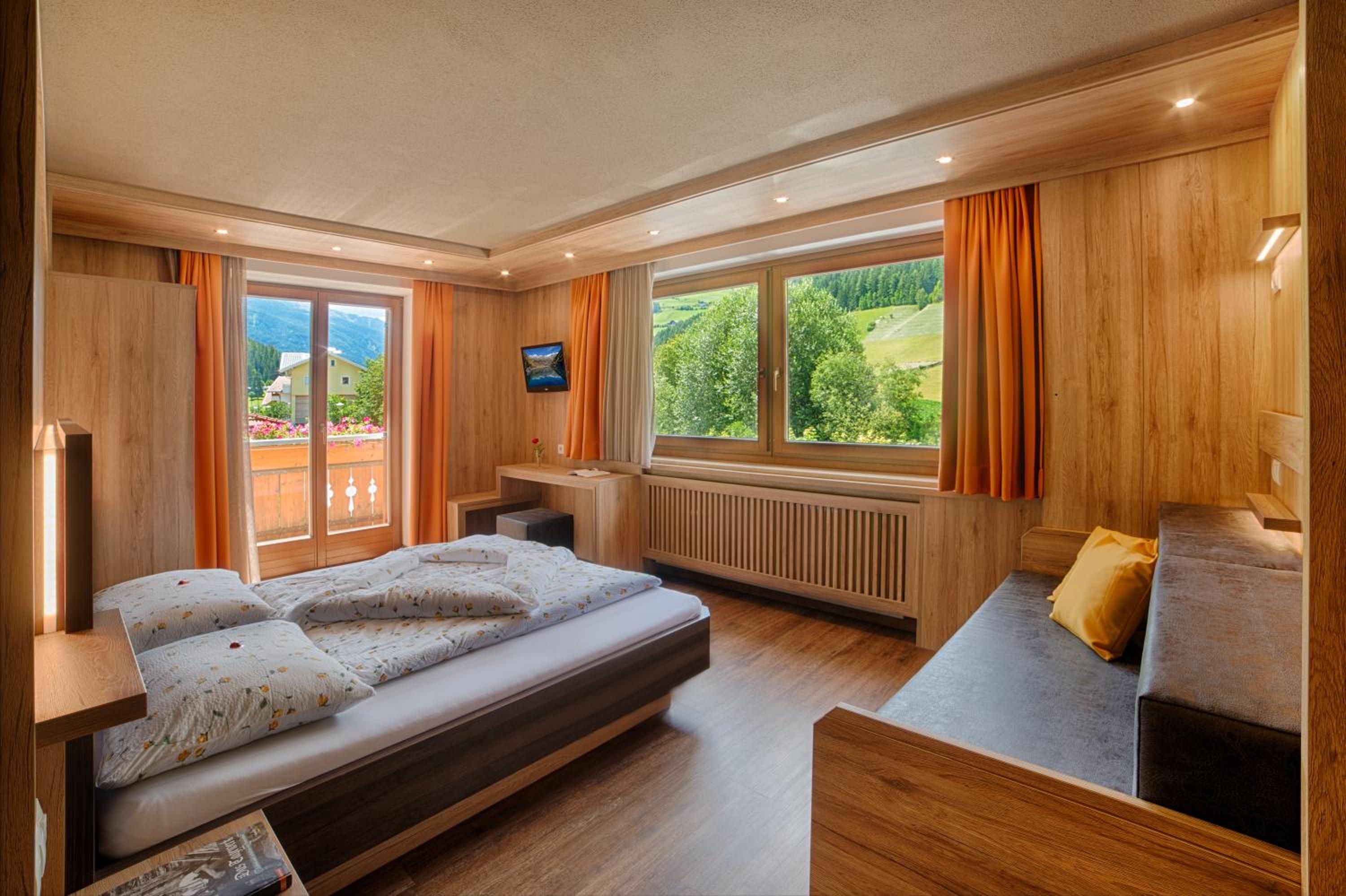 Basic Triple Room photo 1