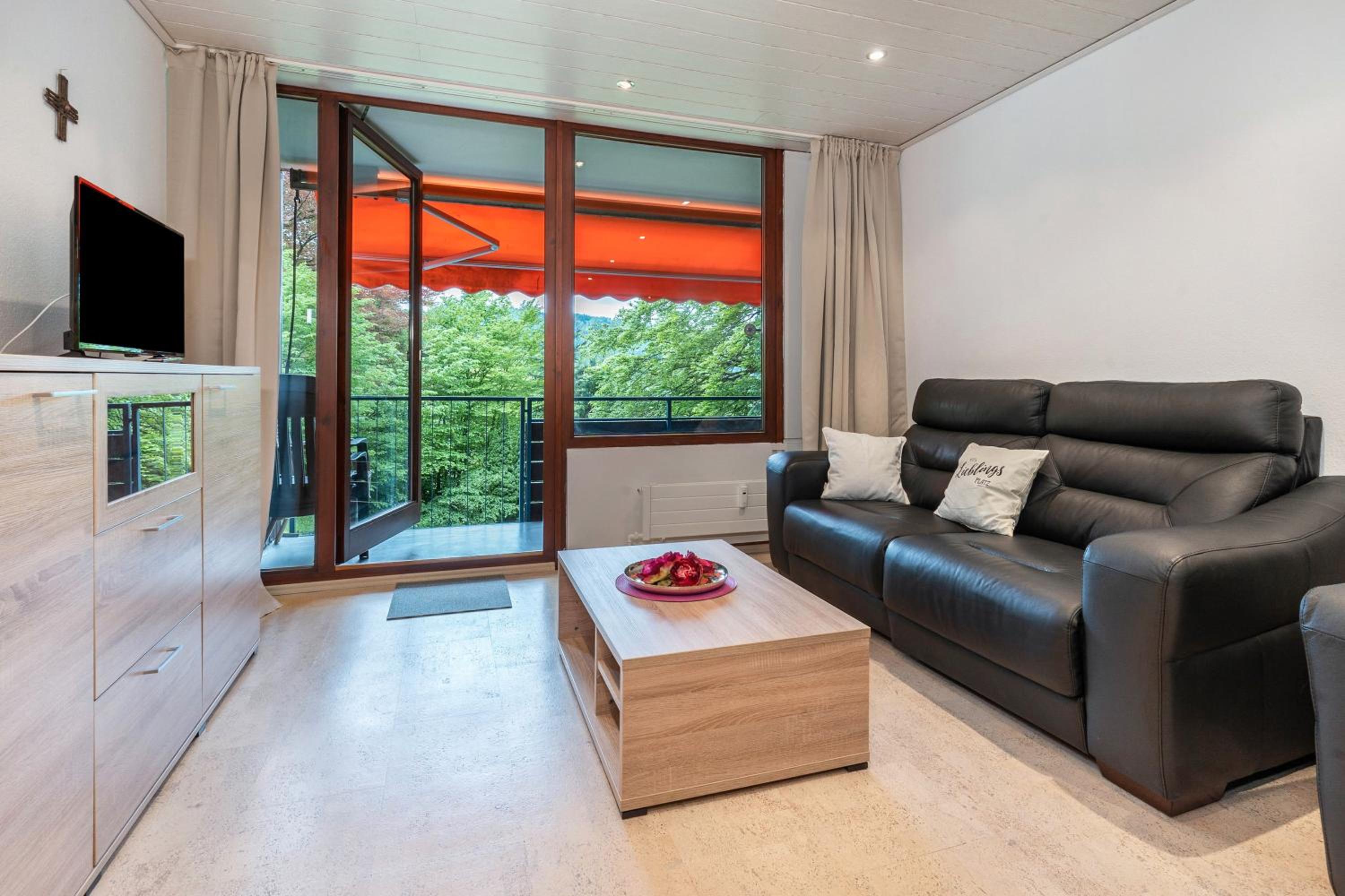 Superior One-Bedroom Apartment with Balcony