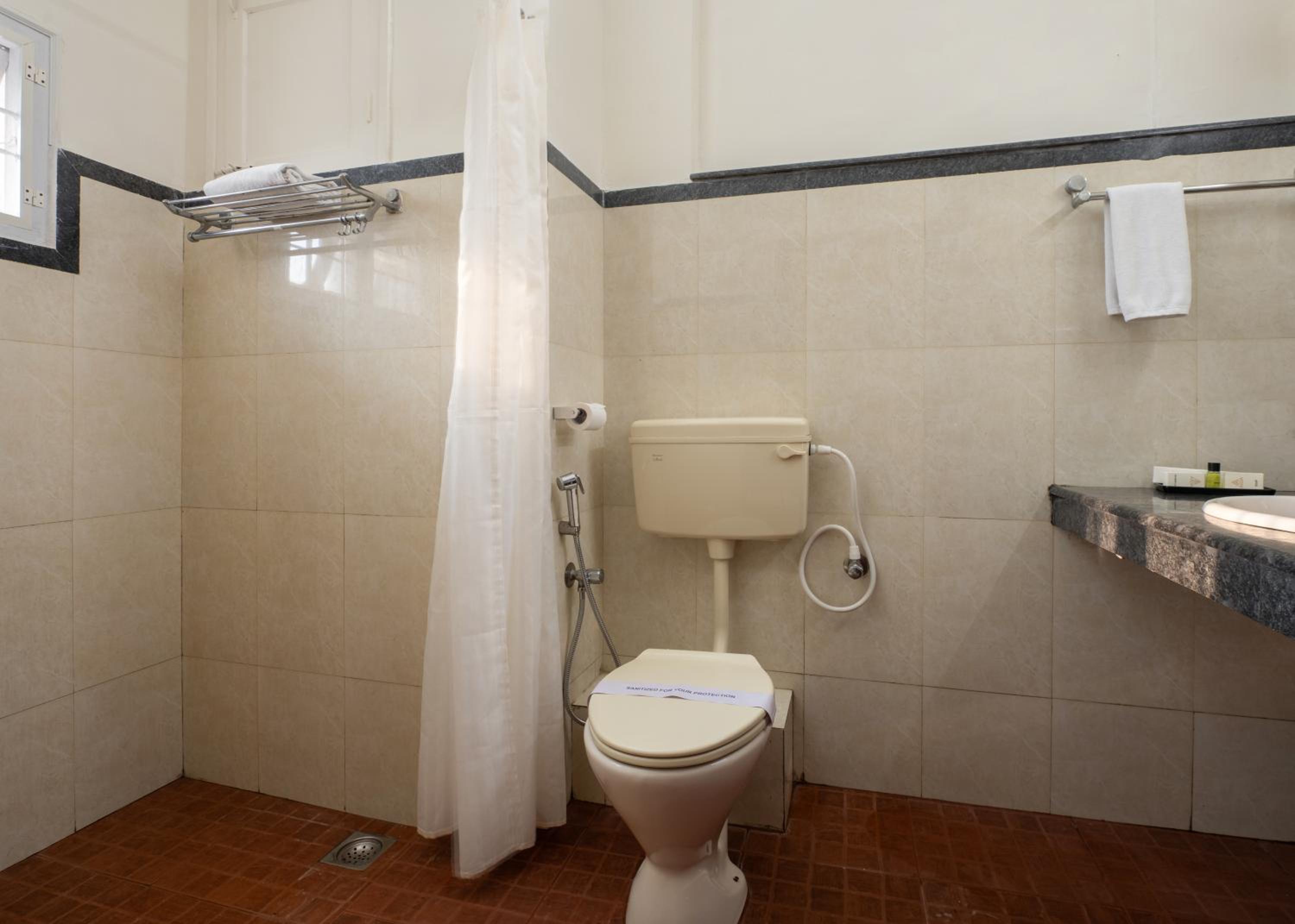 Small Single Room photo 3