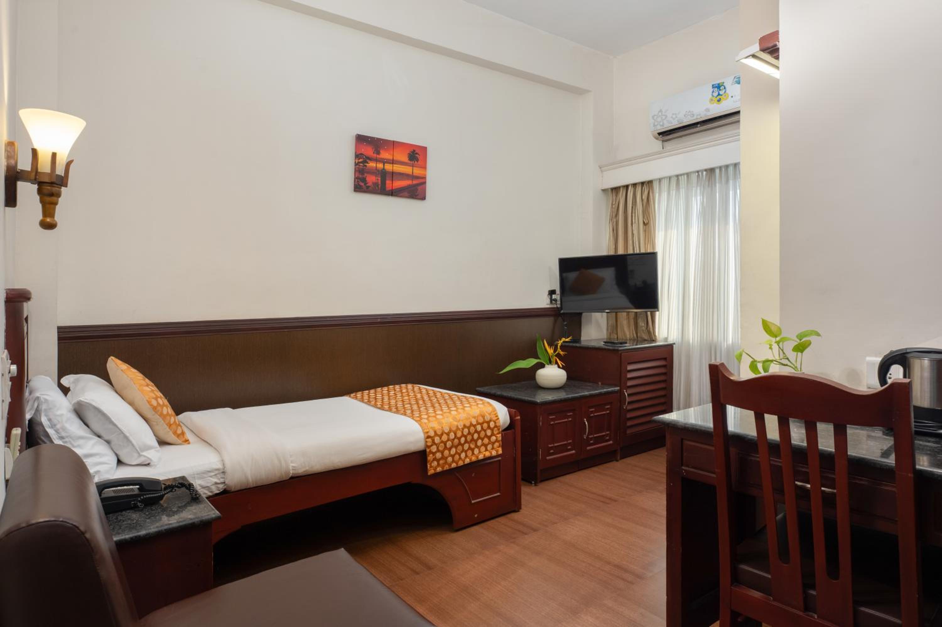 Small Single Room