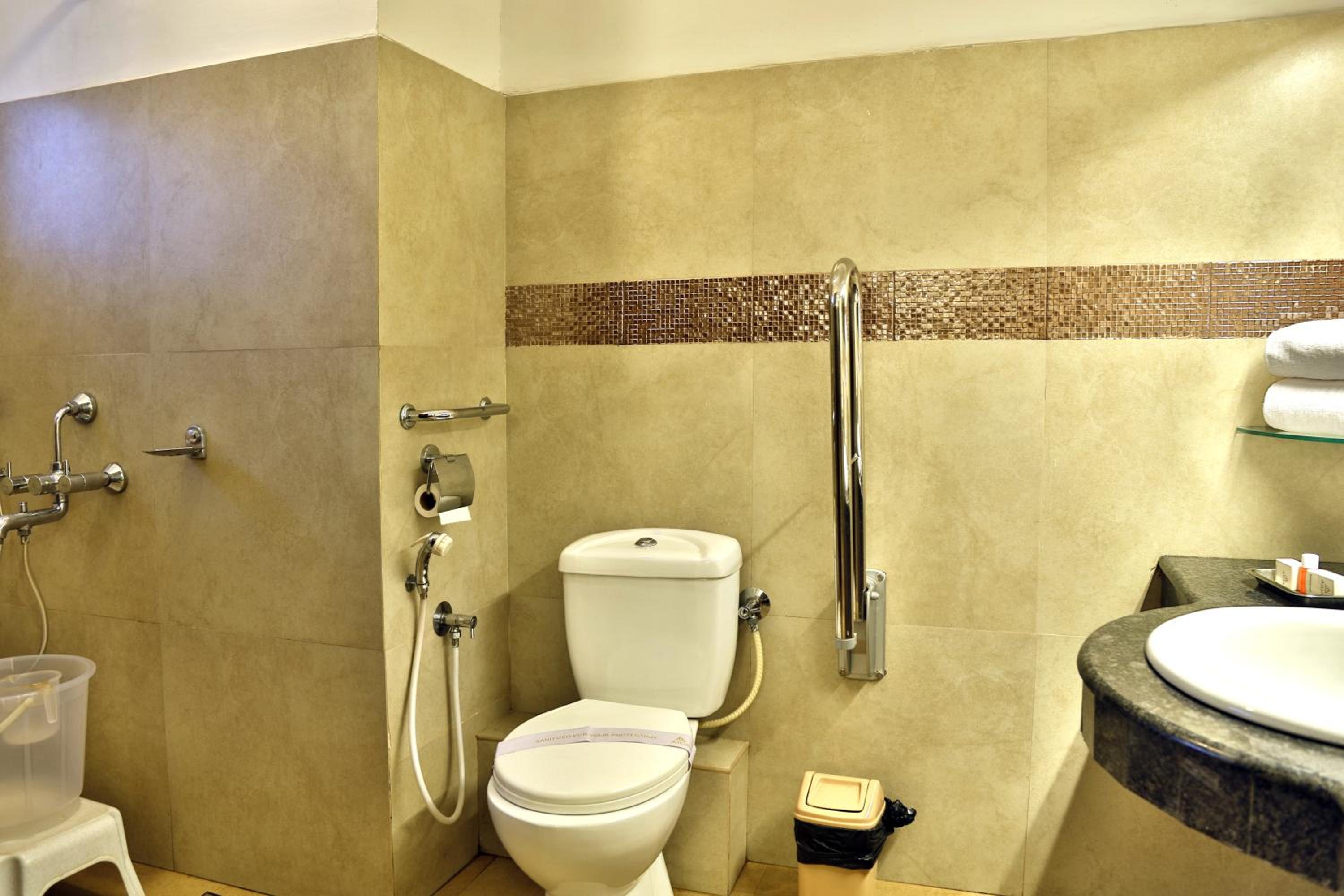 Standard Twin Room photo 3