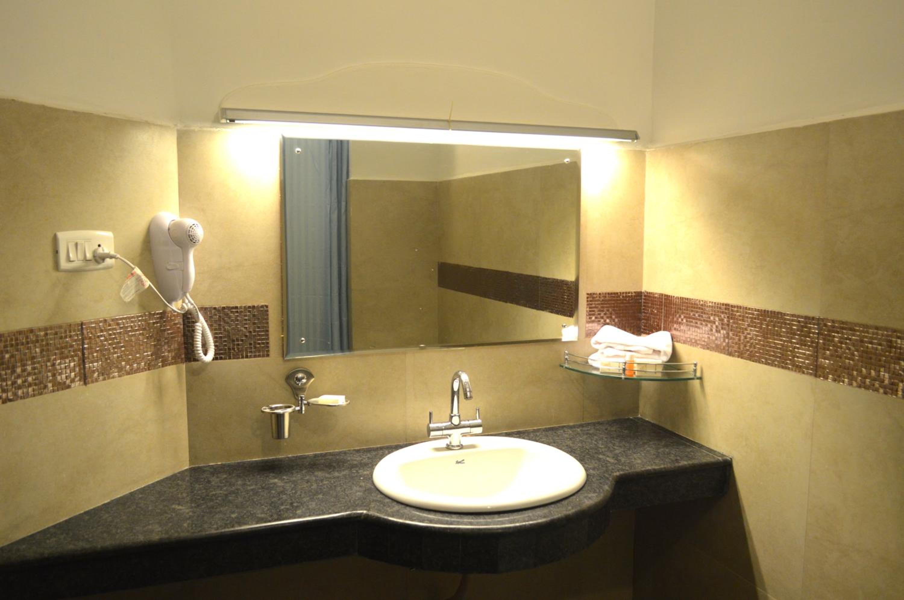 Standard Twin Room photo 2
