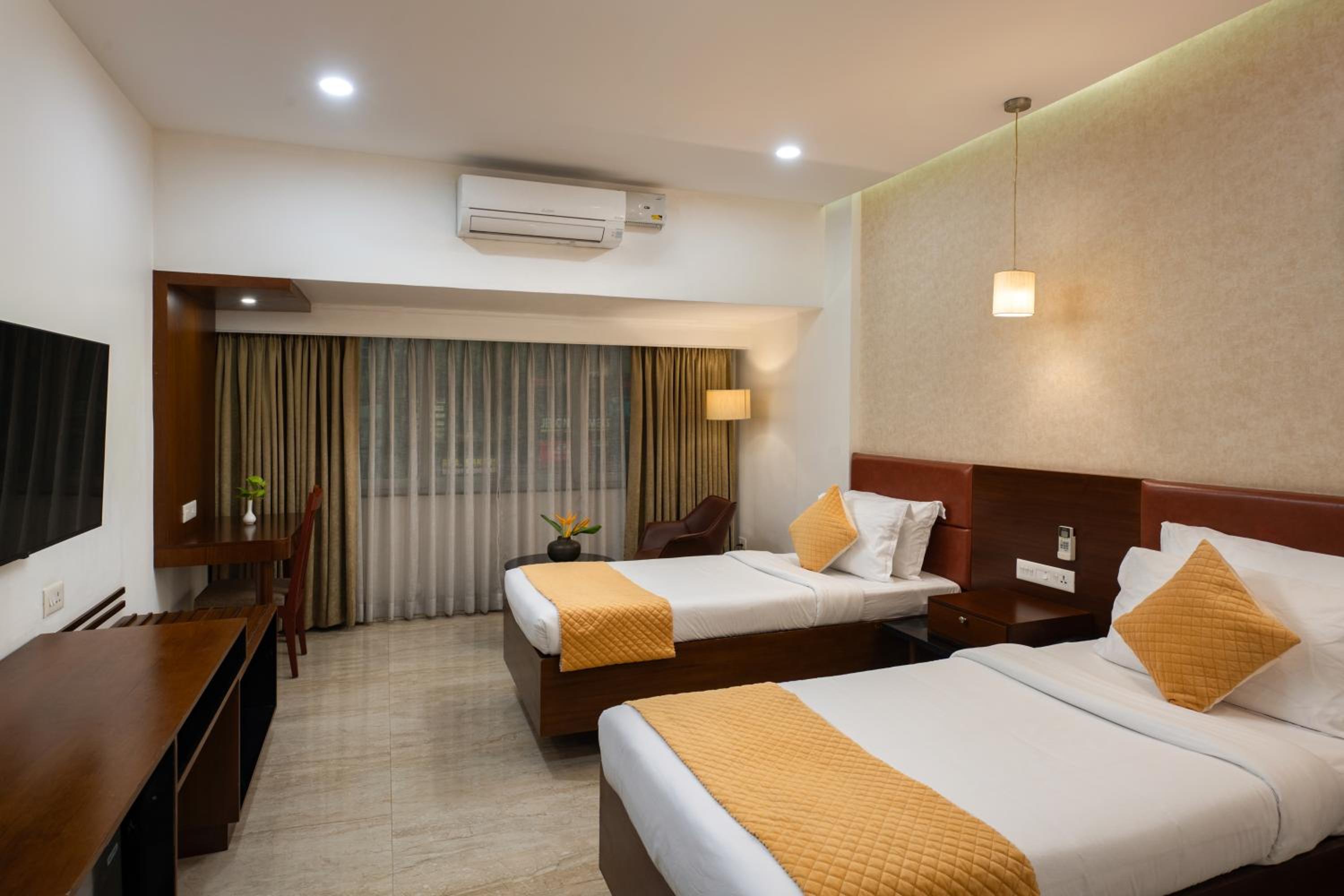 Superior Twin Room