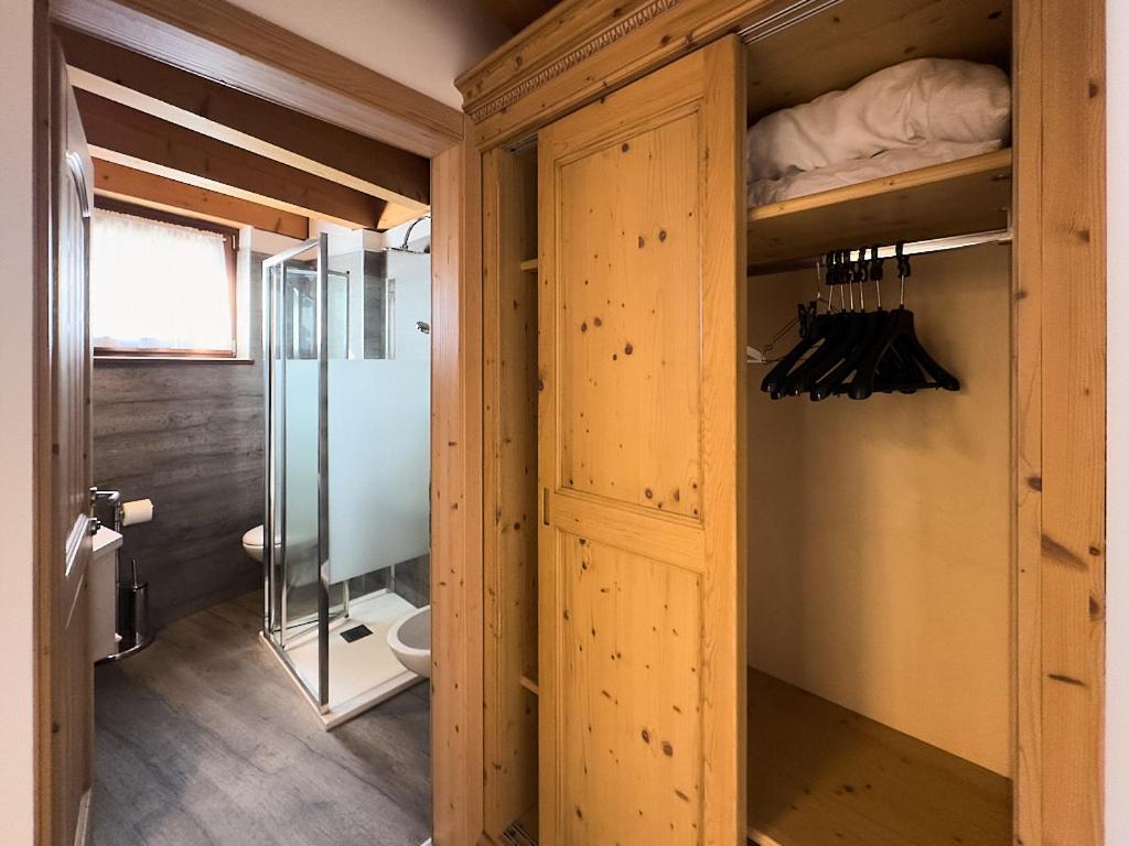 One-Bedroom Apartment with Balcony photo 3