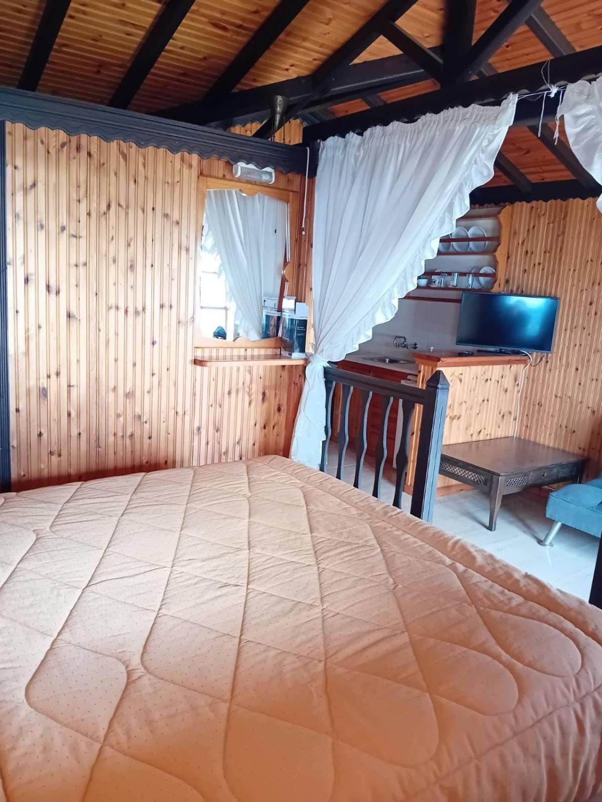 Double Room with Balcony and Sea View photo 2