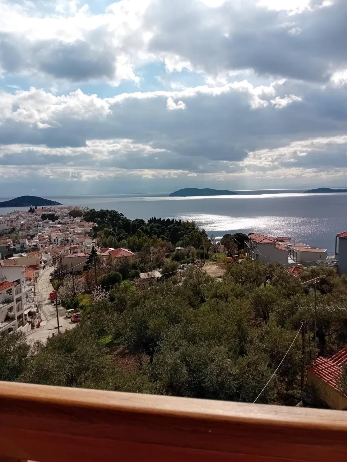 Double Room with Balcony and Sea View photo 3