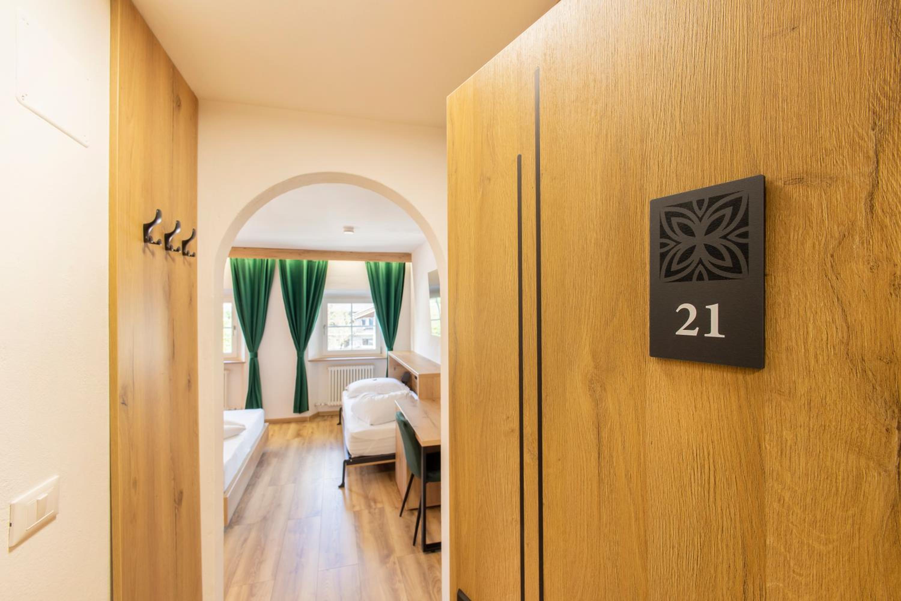 Deluxe Triple Room photo 2