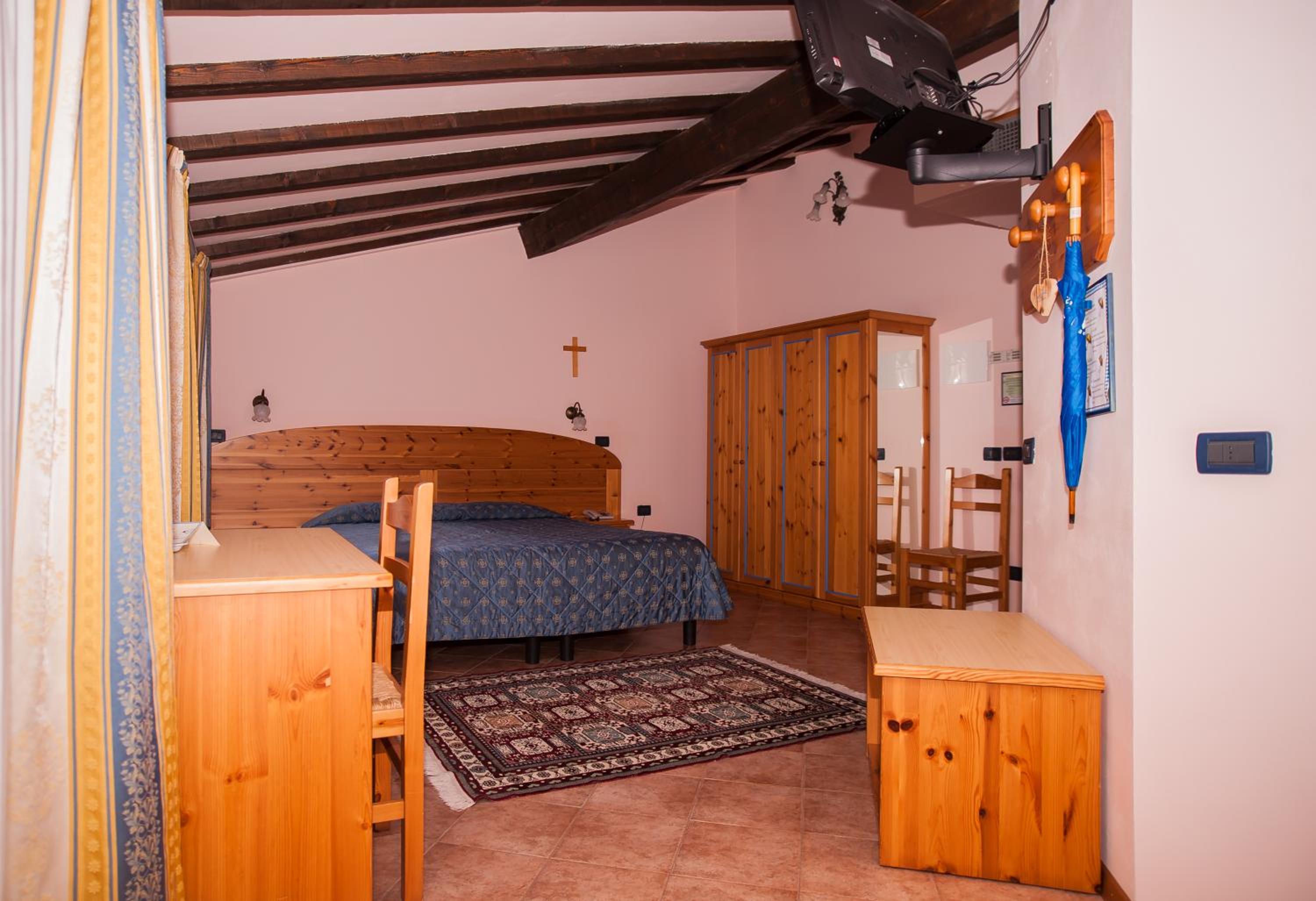 Suite - Photo 6