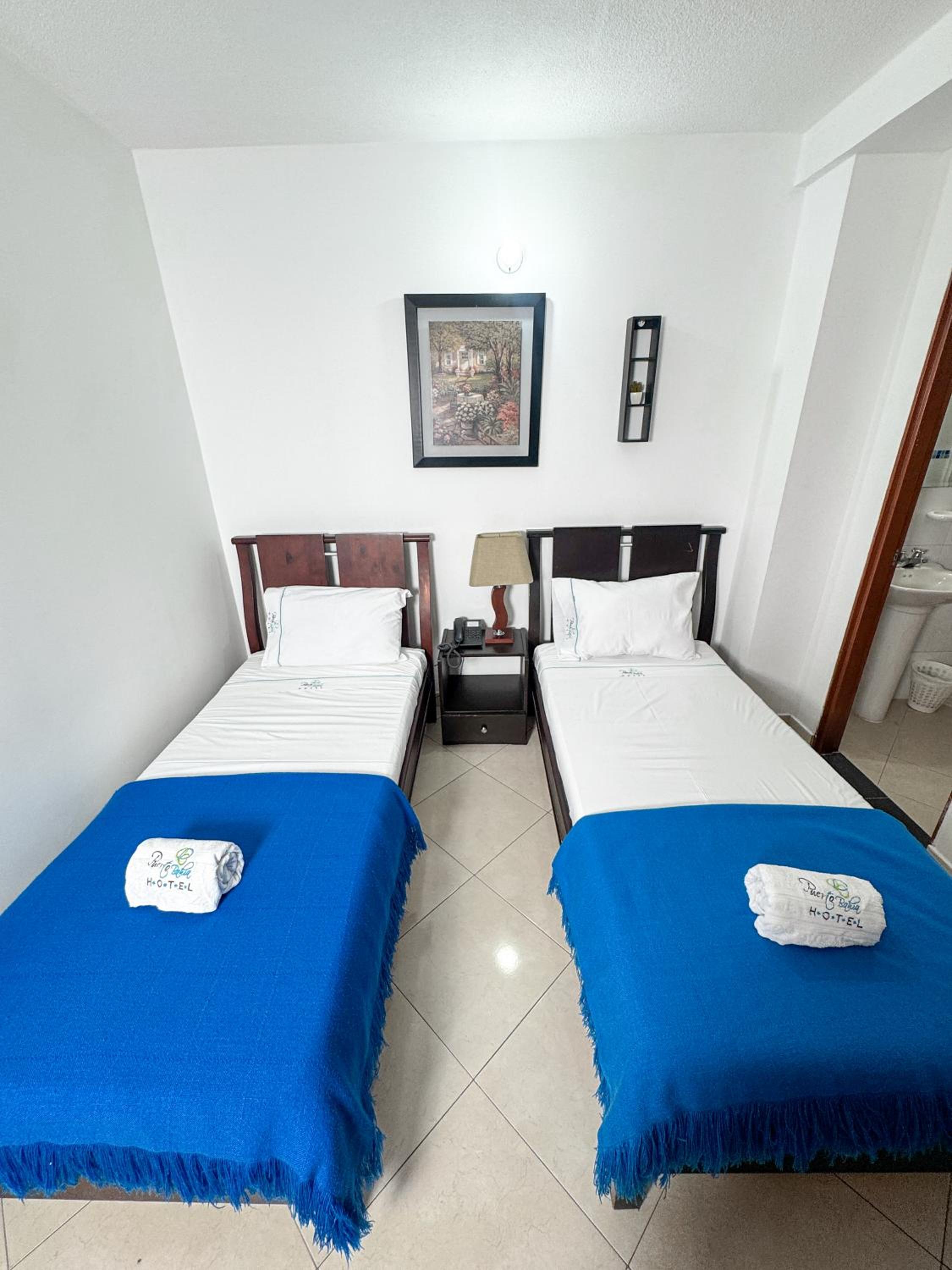 Standard Twin Room photo 3