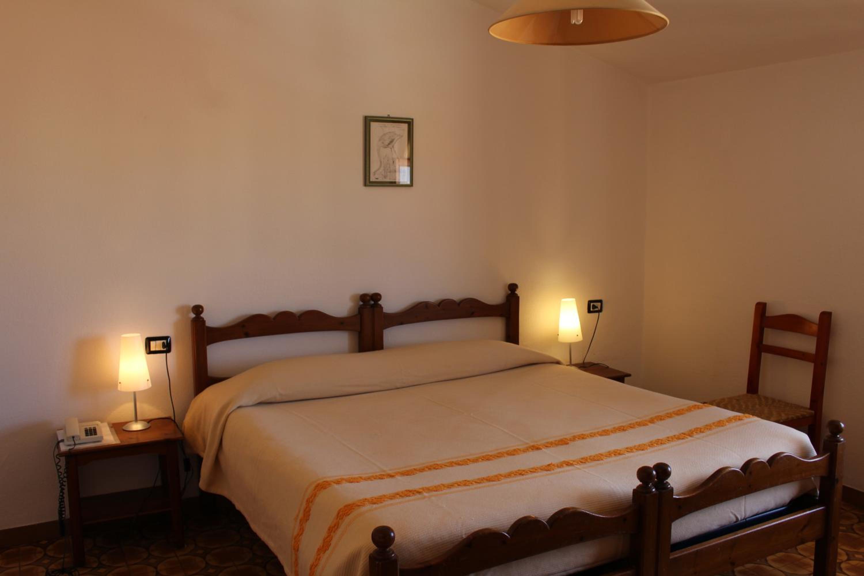 Classic Double or Twin Room - Photo 2