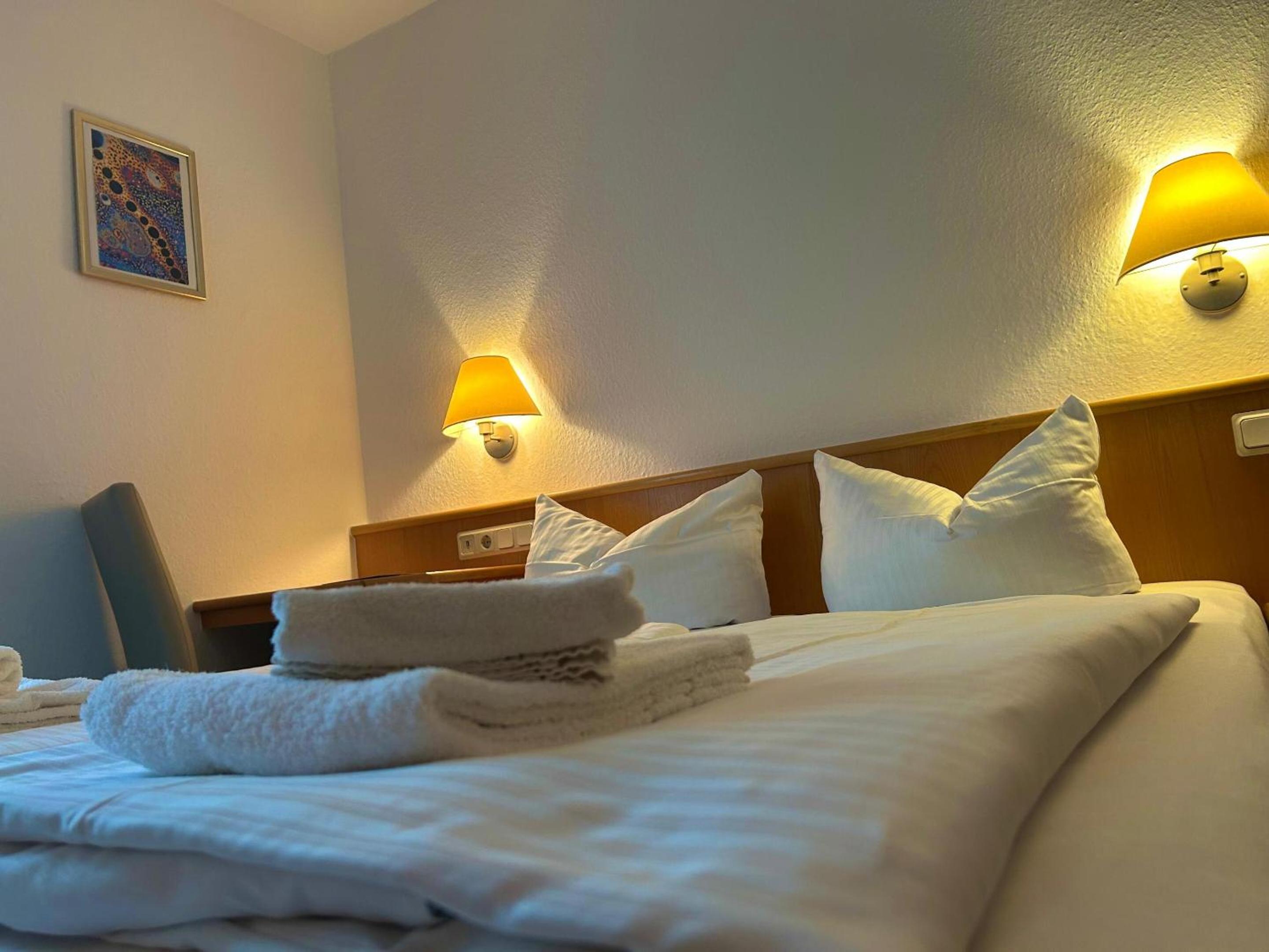 Standard Twin Room photo 2