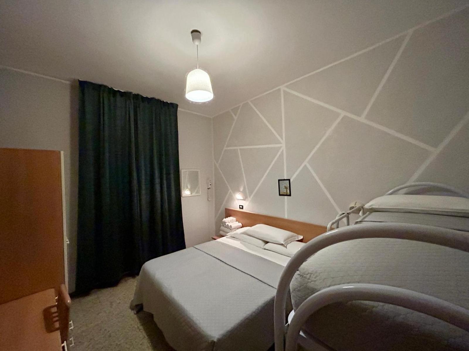 Economy Quadruple Room photo 1