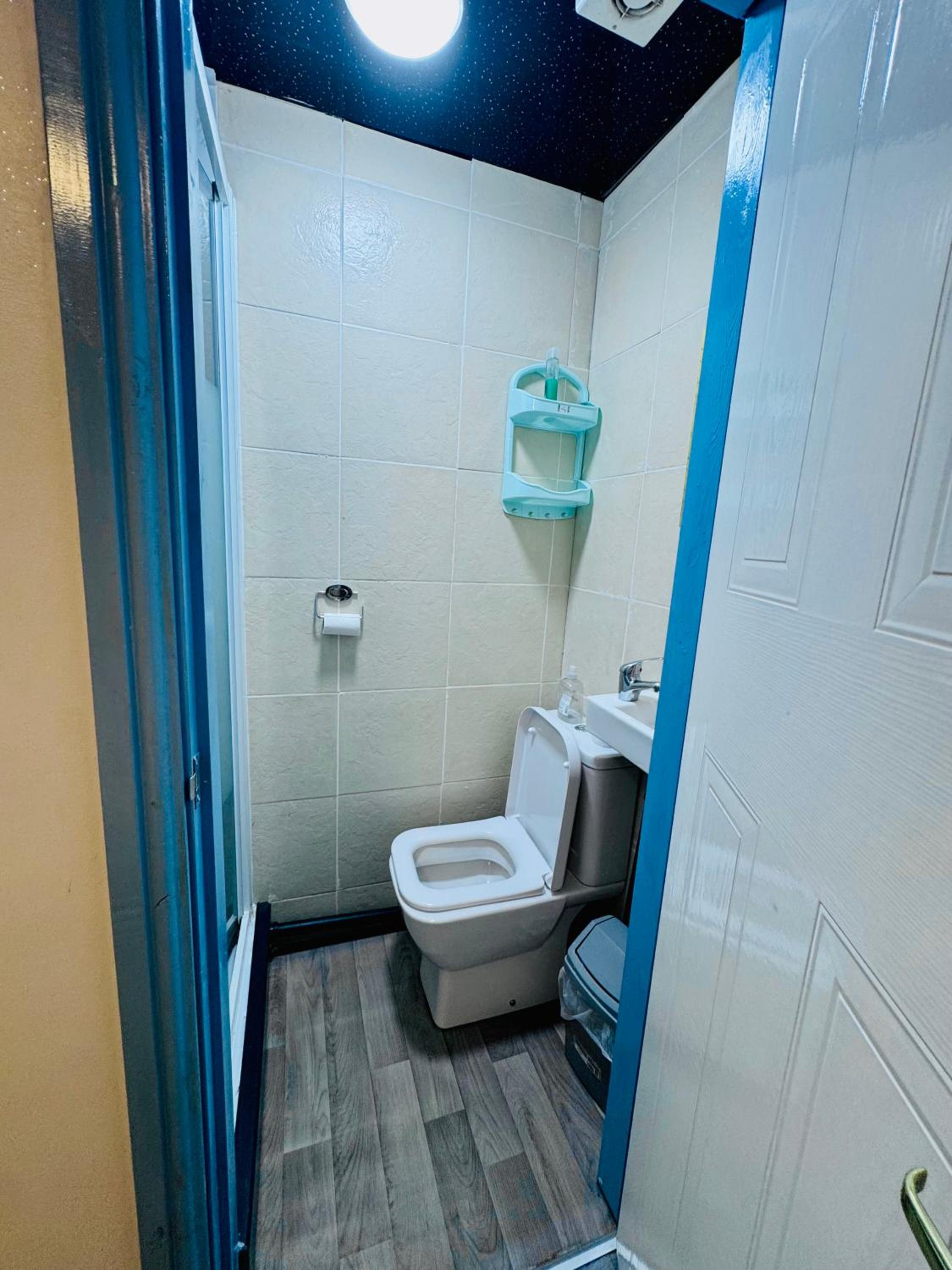 Standard Double Room with Shared Bathroom photo 3