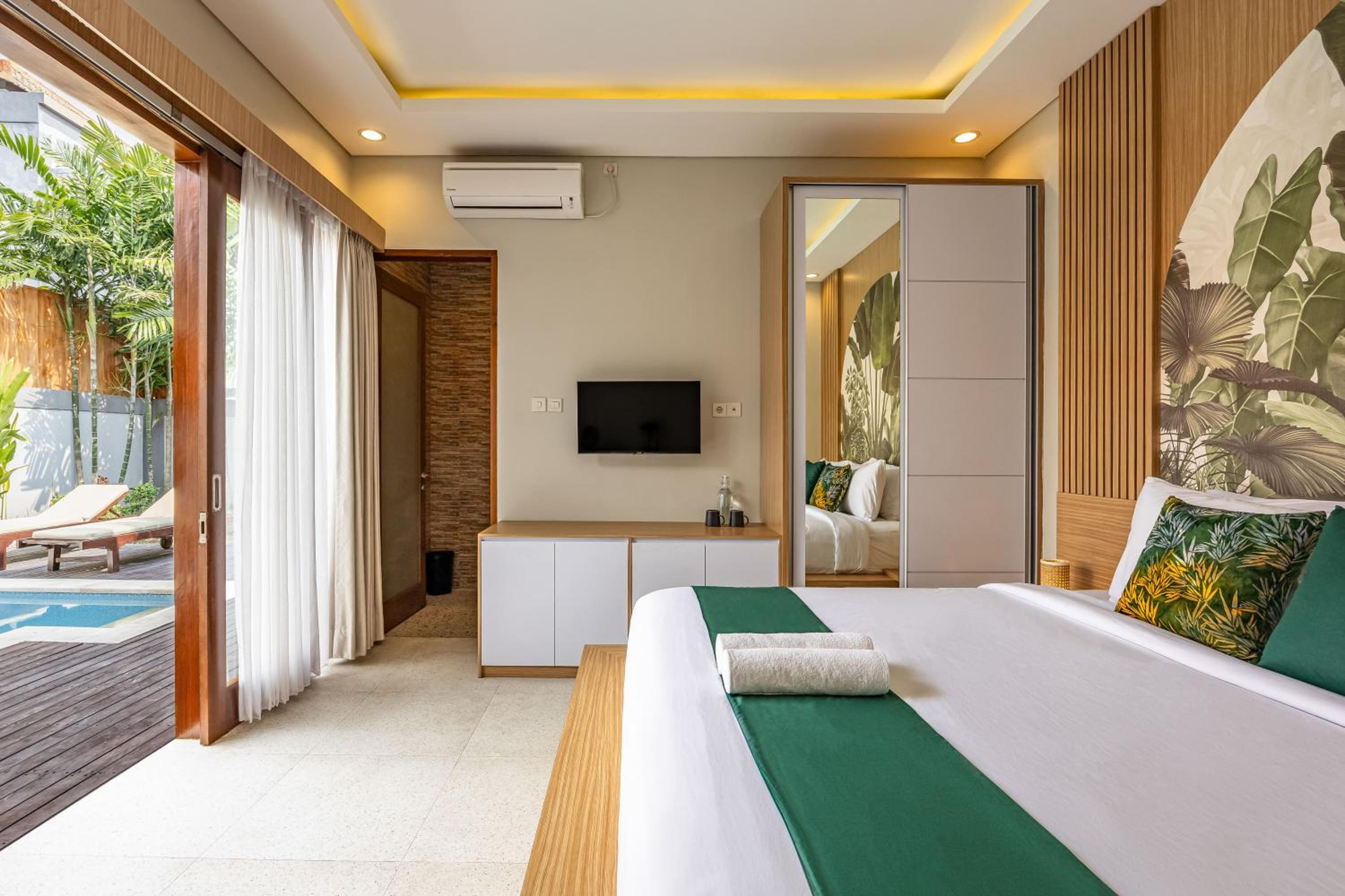 2 Bedroom Villa with Private Pool