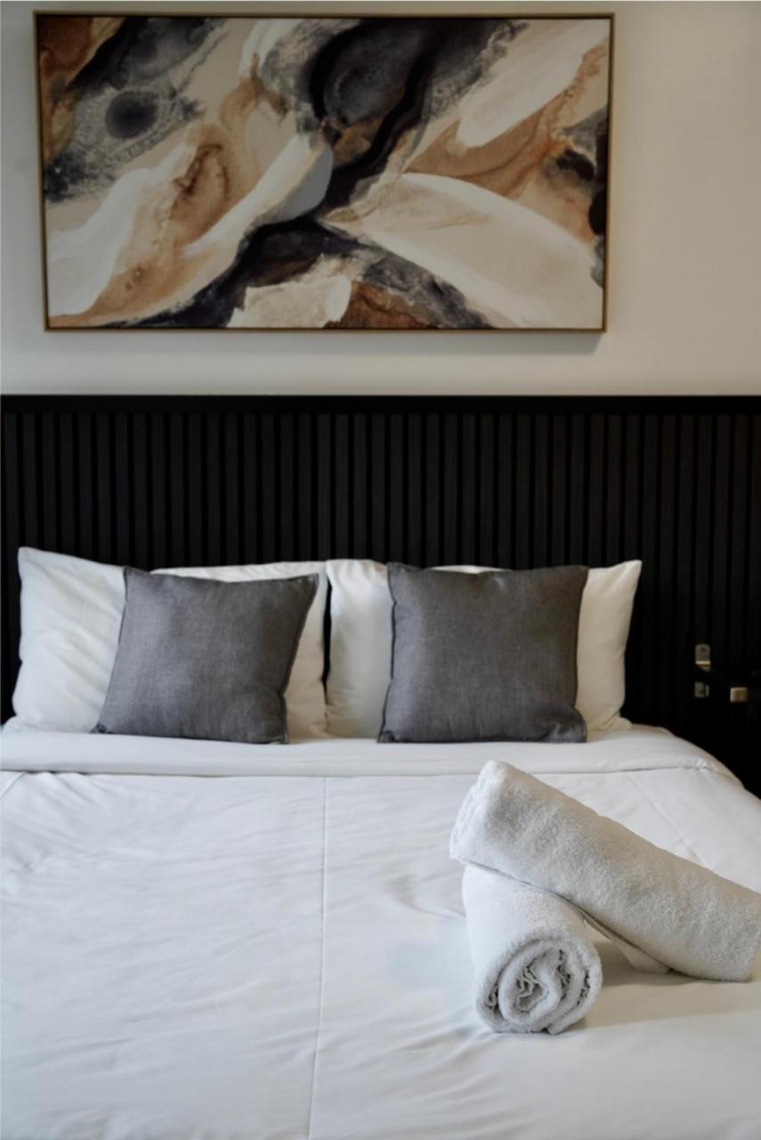 Double or Twin Room with Bathroom photo 3