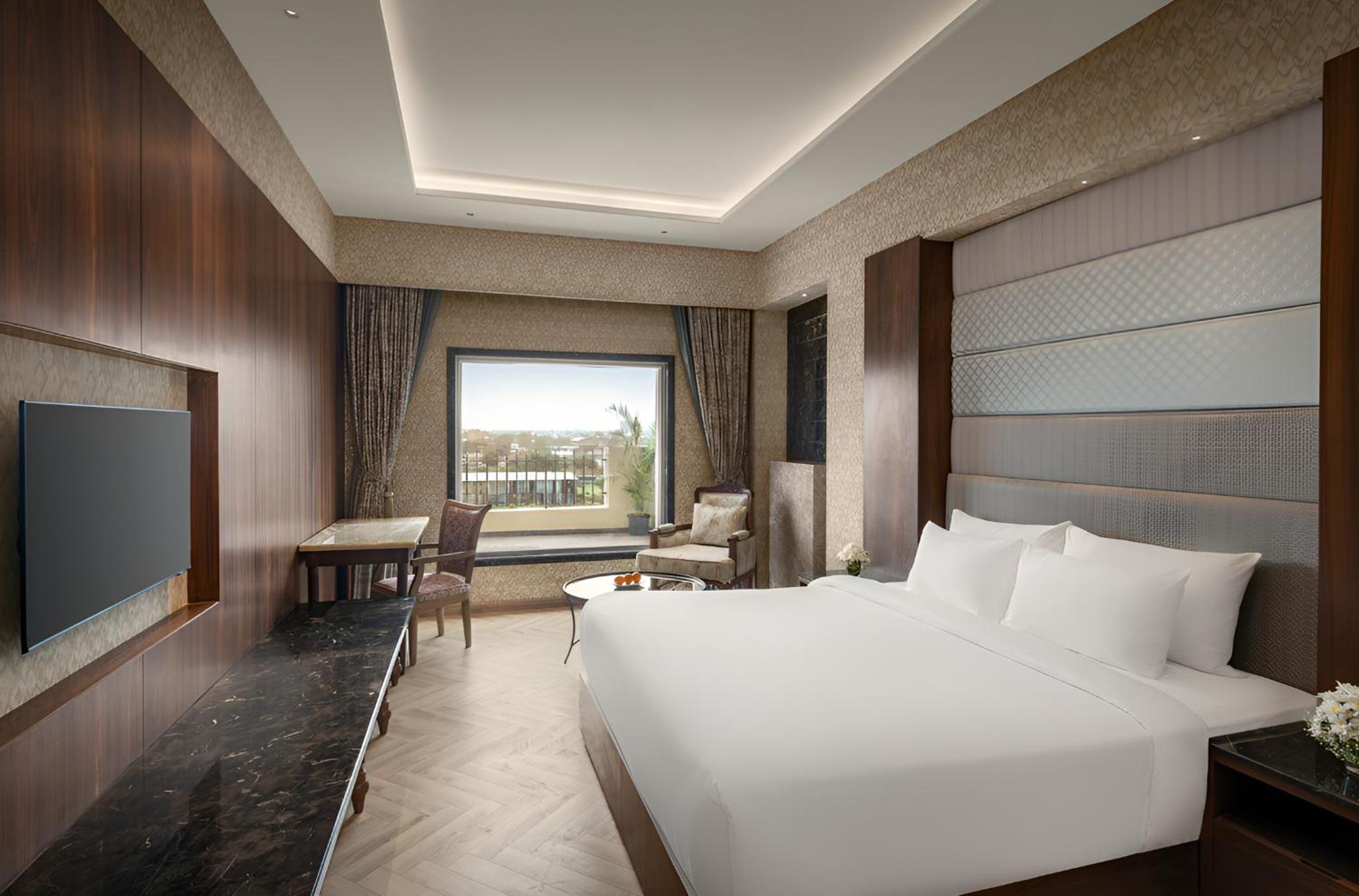 Executive Suite photo 2