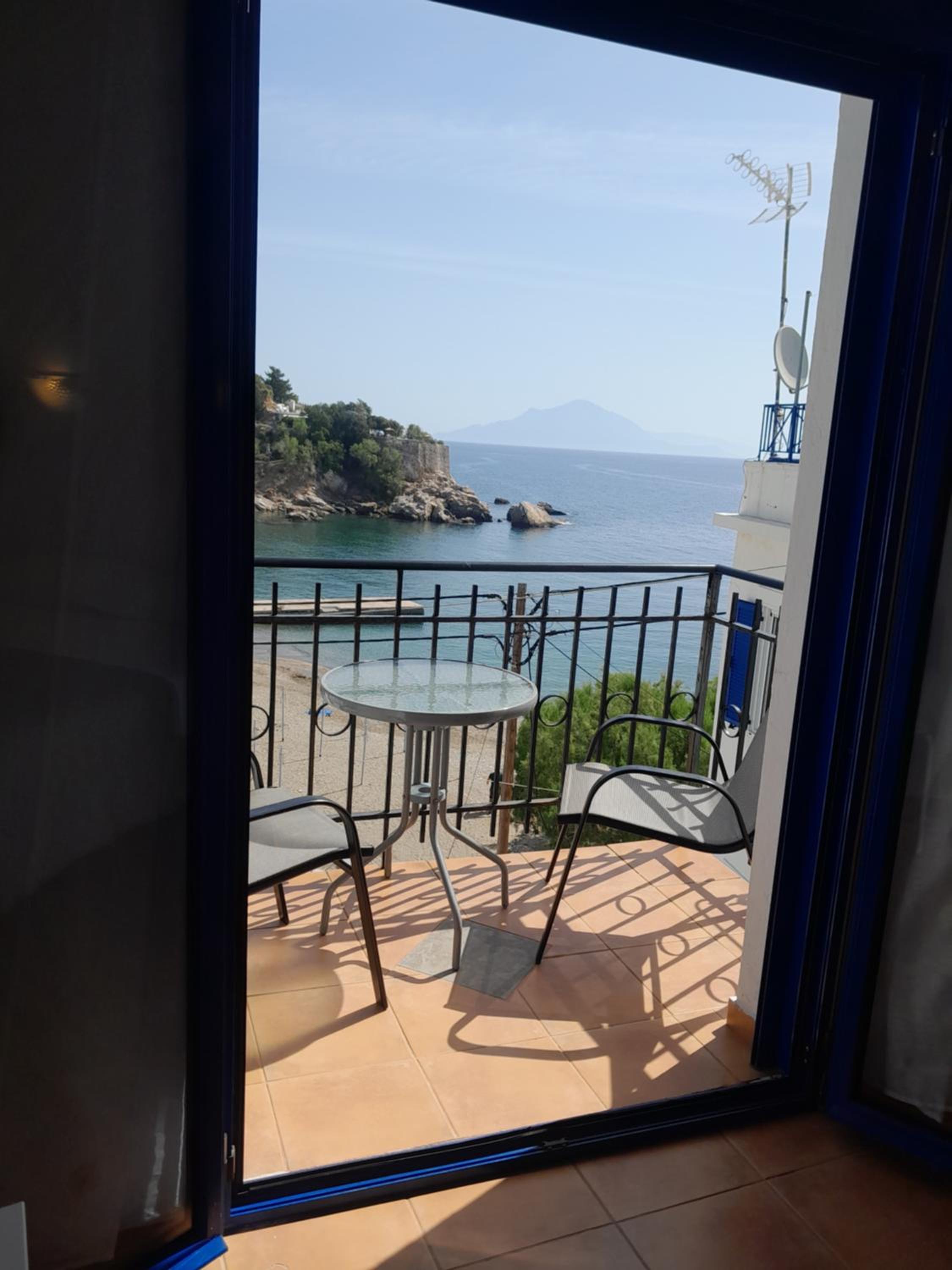 Double Room with Balcony and Sea View photo 1