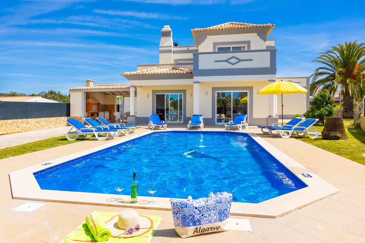 Villa photo 1