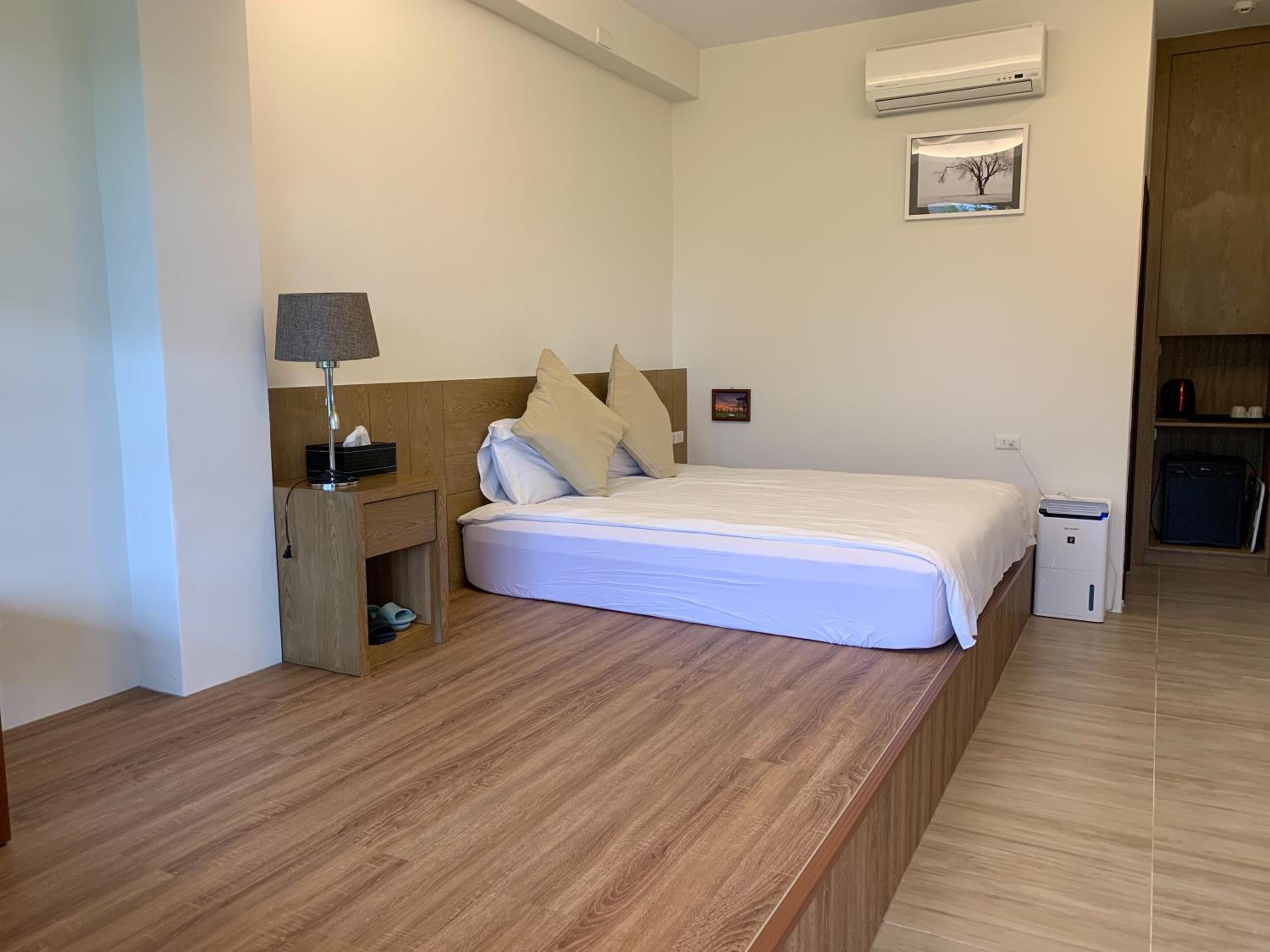 Queen Room with Garden View photo 3
