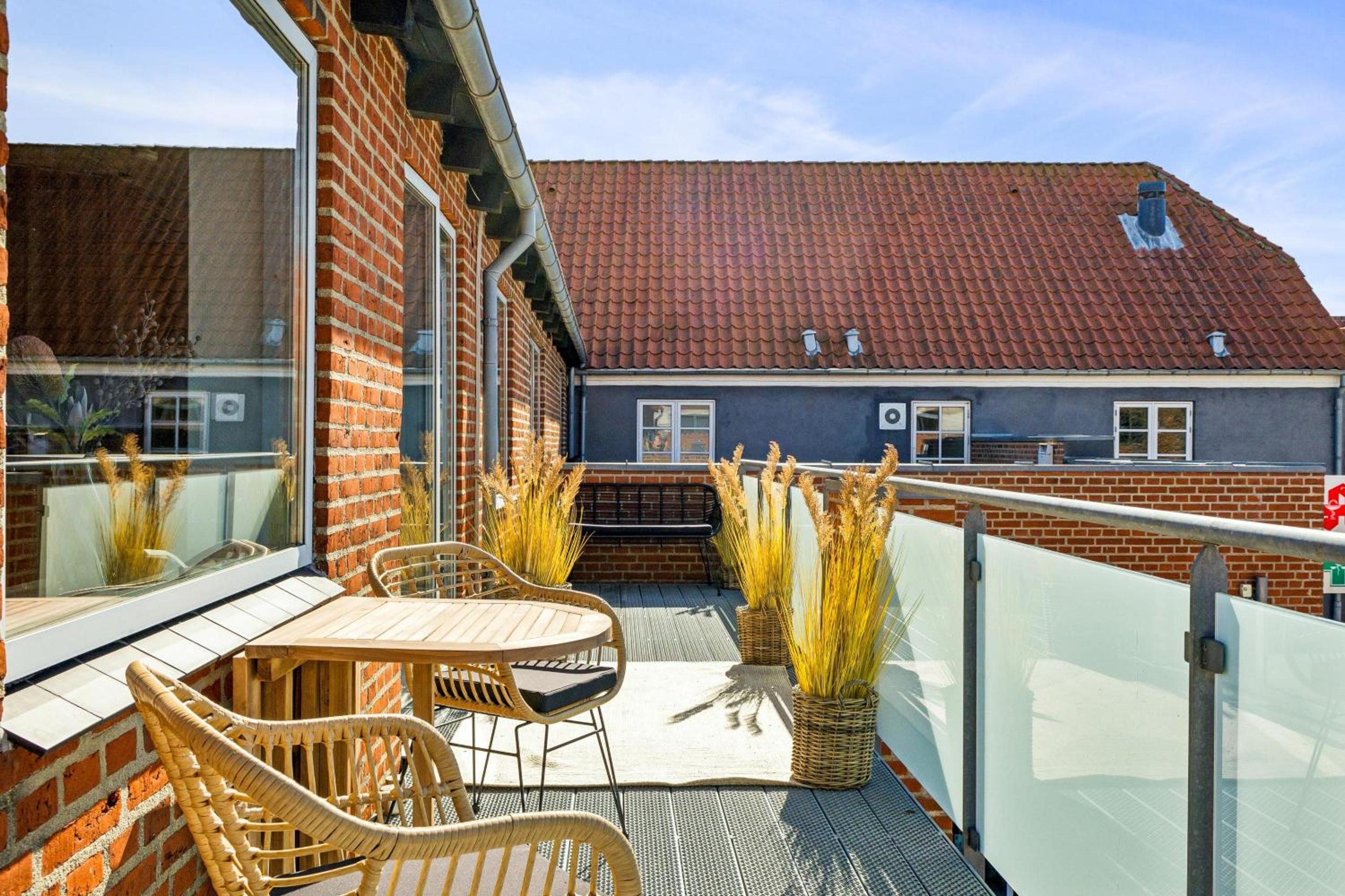 Apartment with Balcony