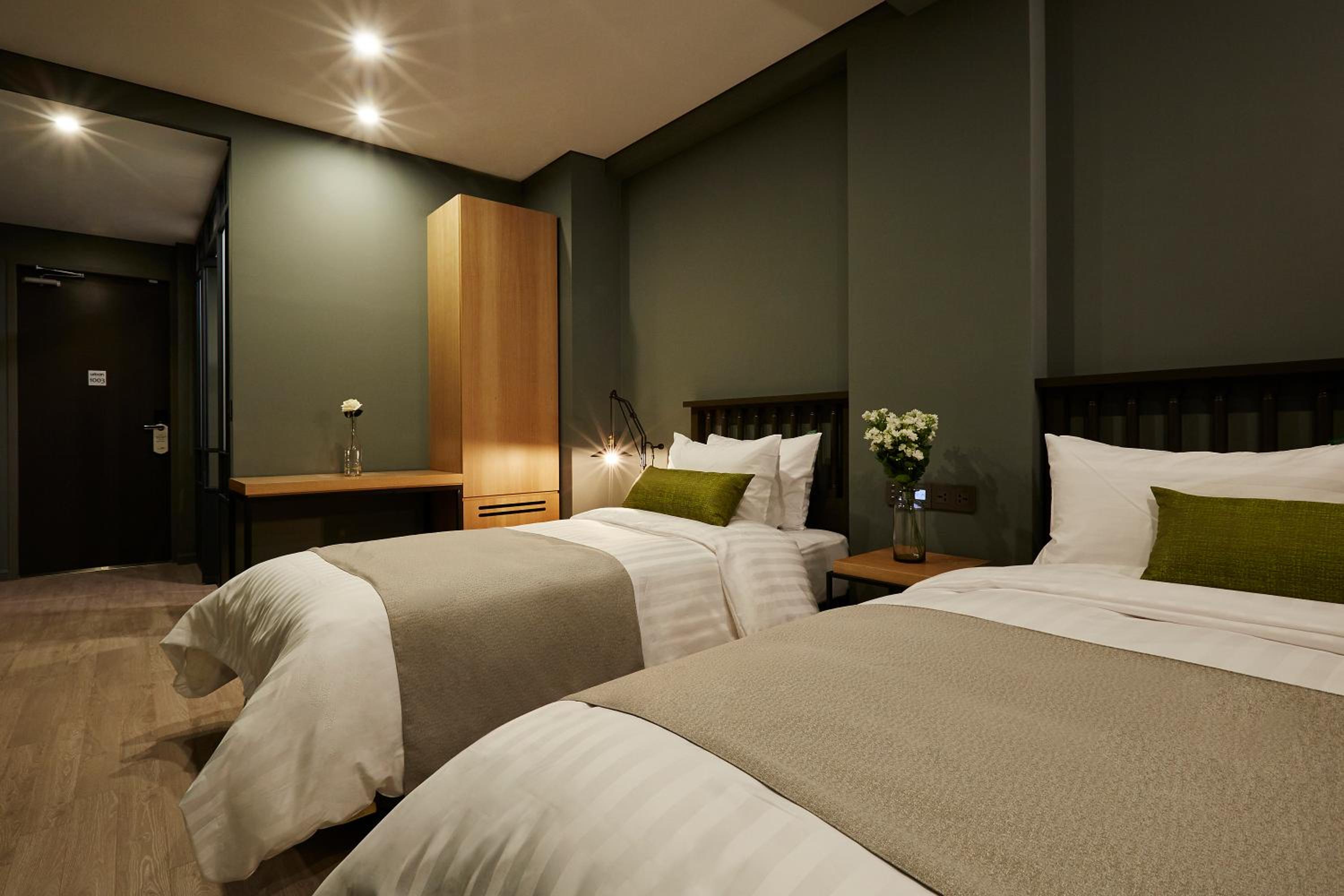 Deluxe Twin Room photo 2