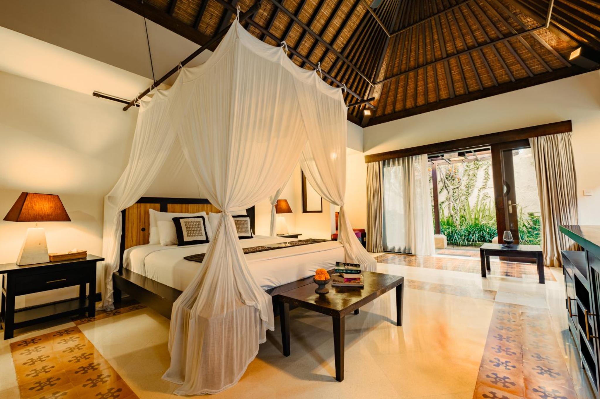Pool Access Suite with Butler Service