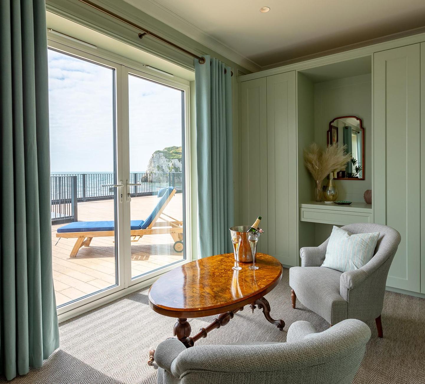King Suite with Sea View
