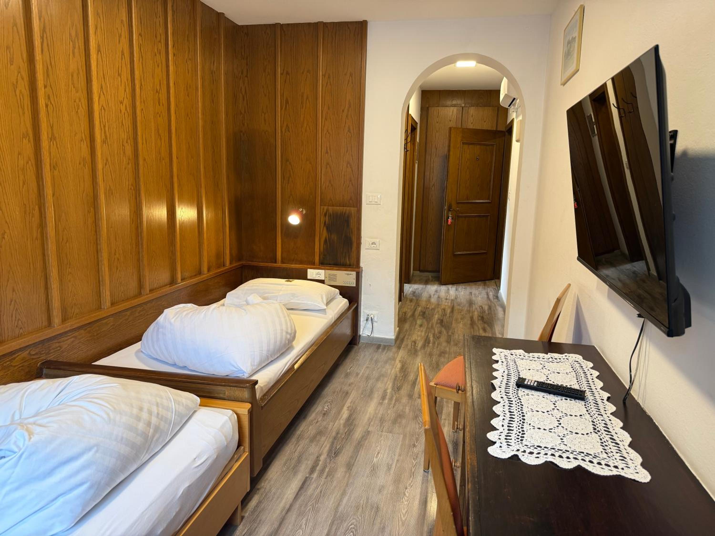 Single Room - Photo 3