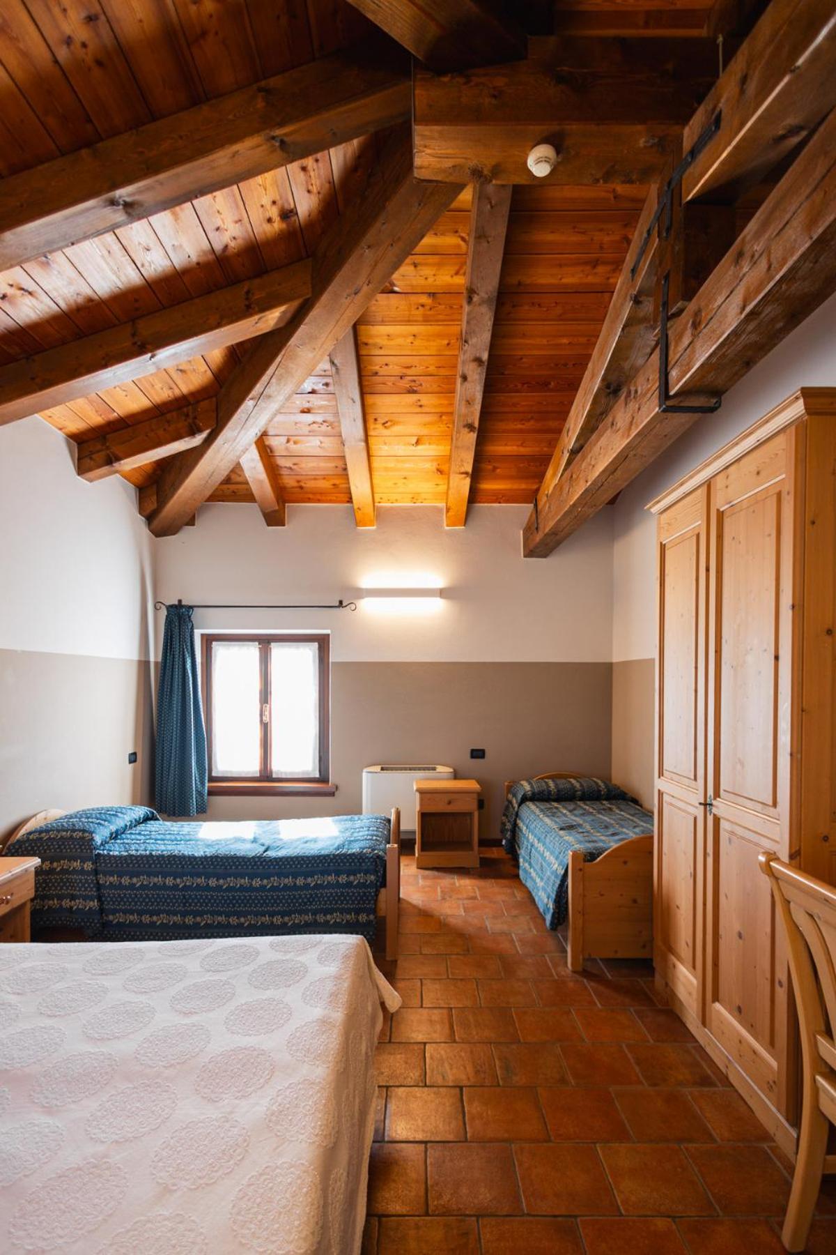 Quadruple Room - Photo 1