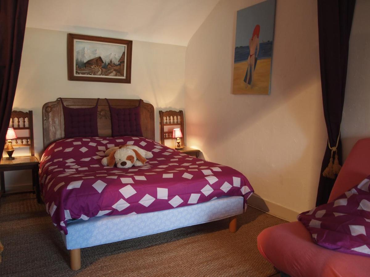 Studio Apartment photo 1