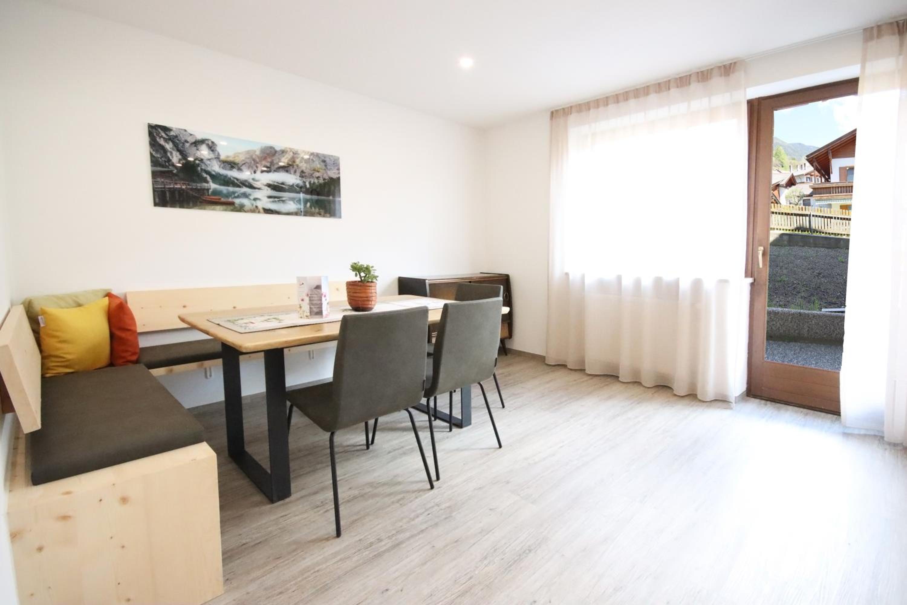 AT 198 - Via Riva di Sotto 33, Roulette